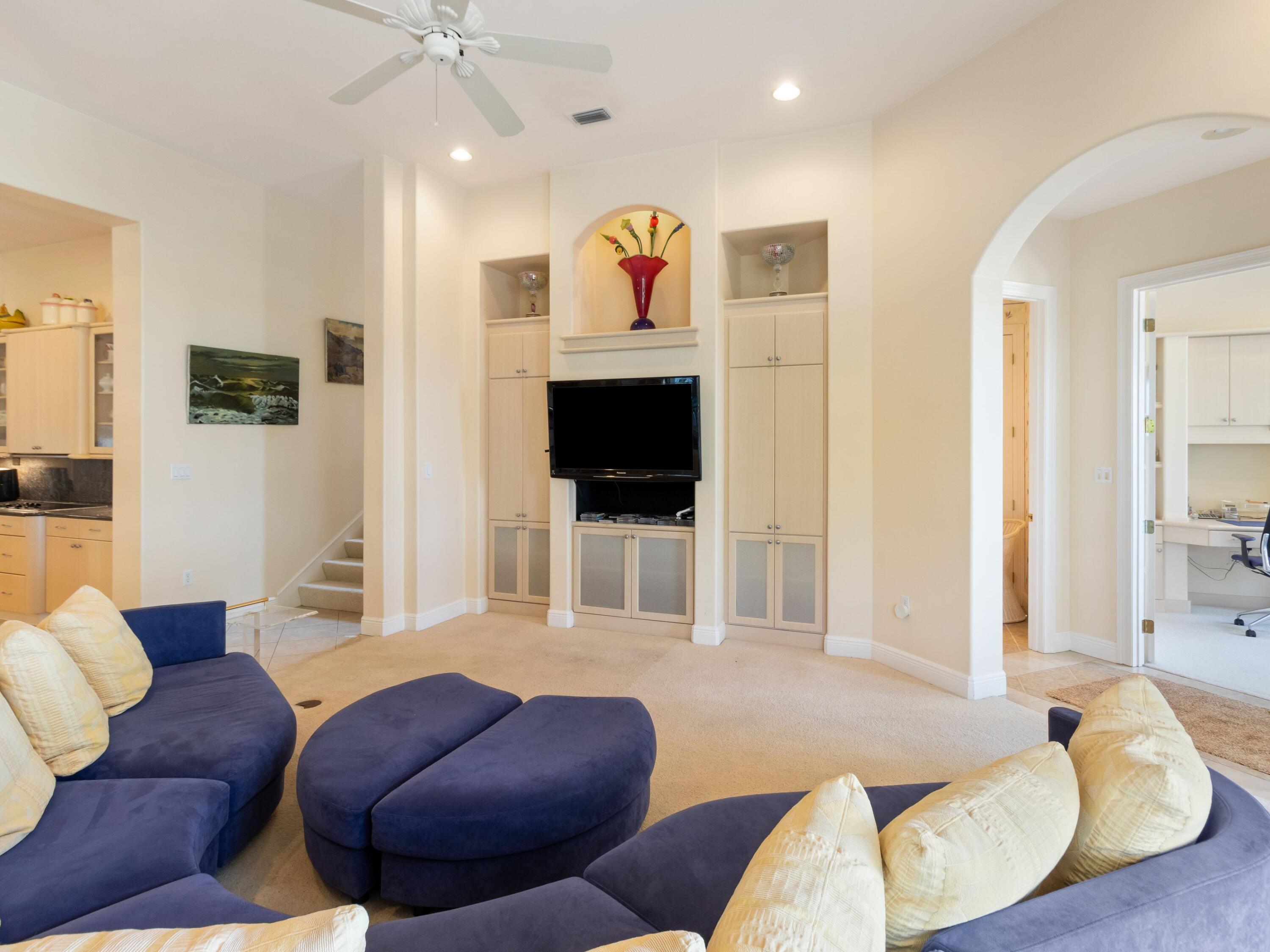 923 Lido Circle