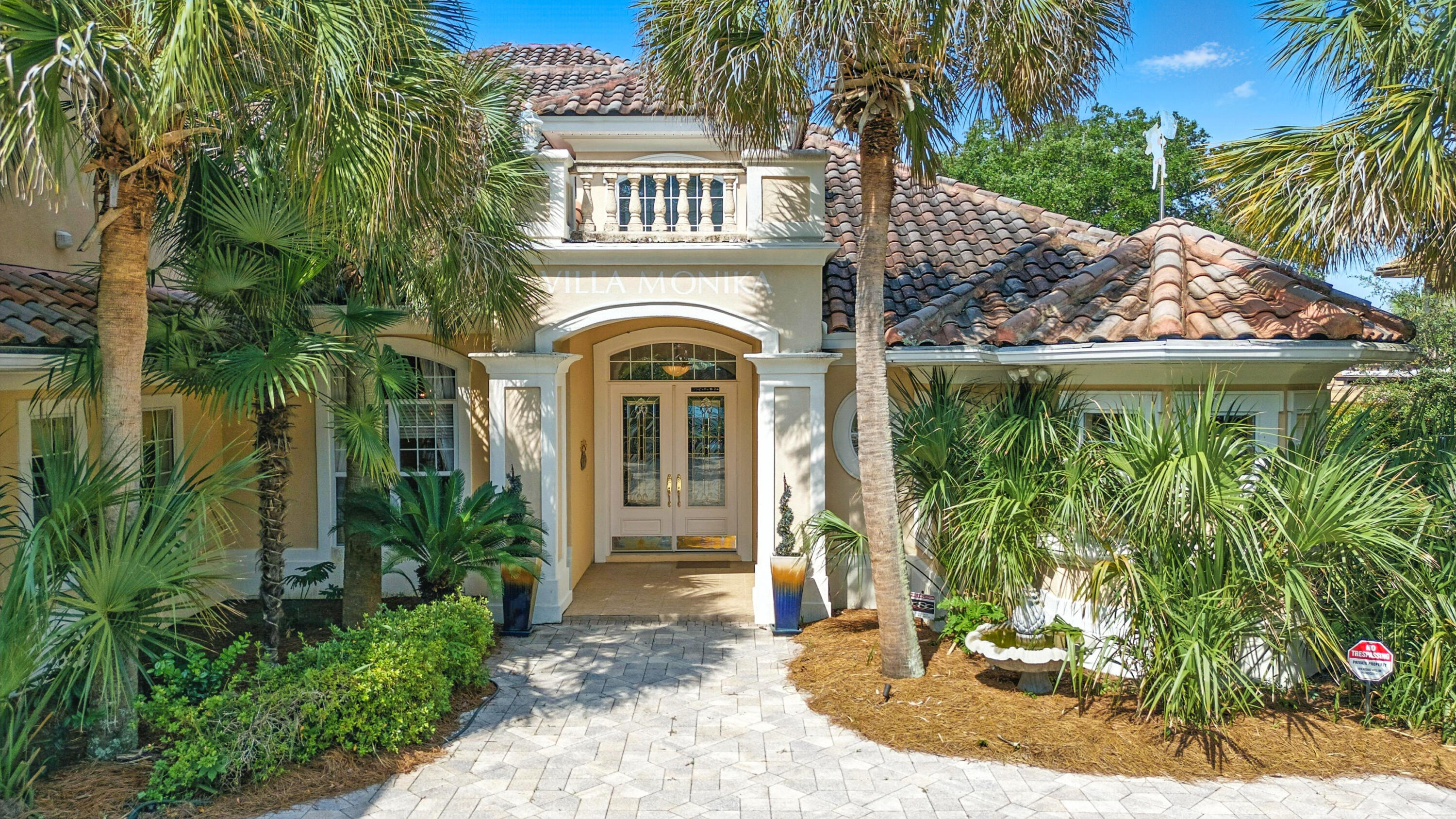 923 Lido Circle