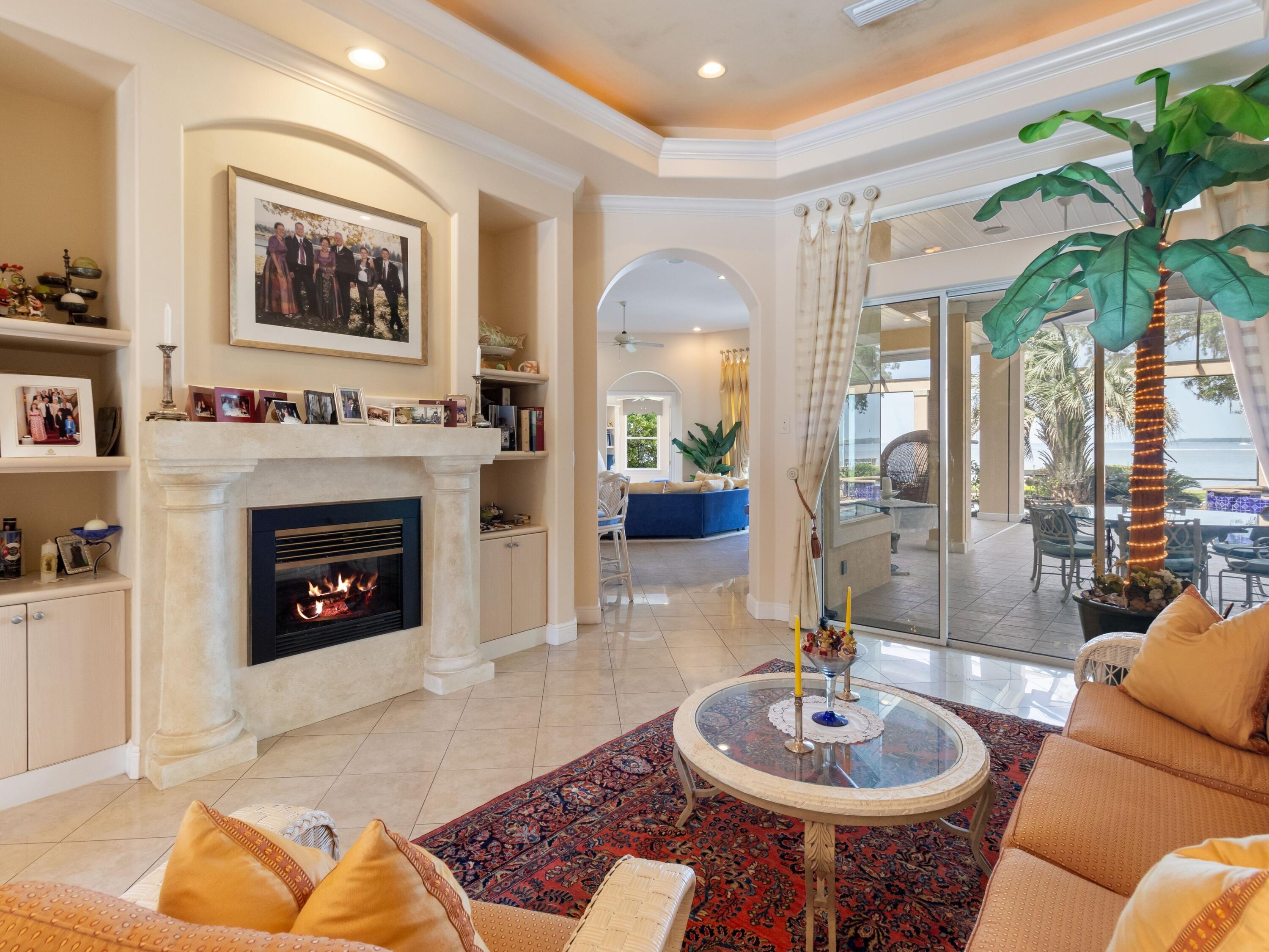 923 Lido Circle