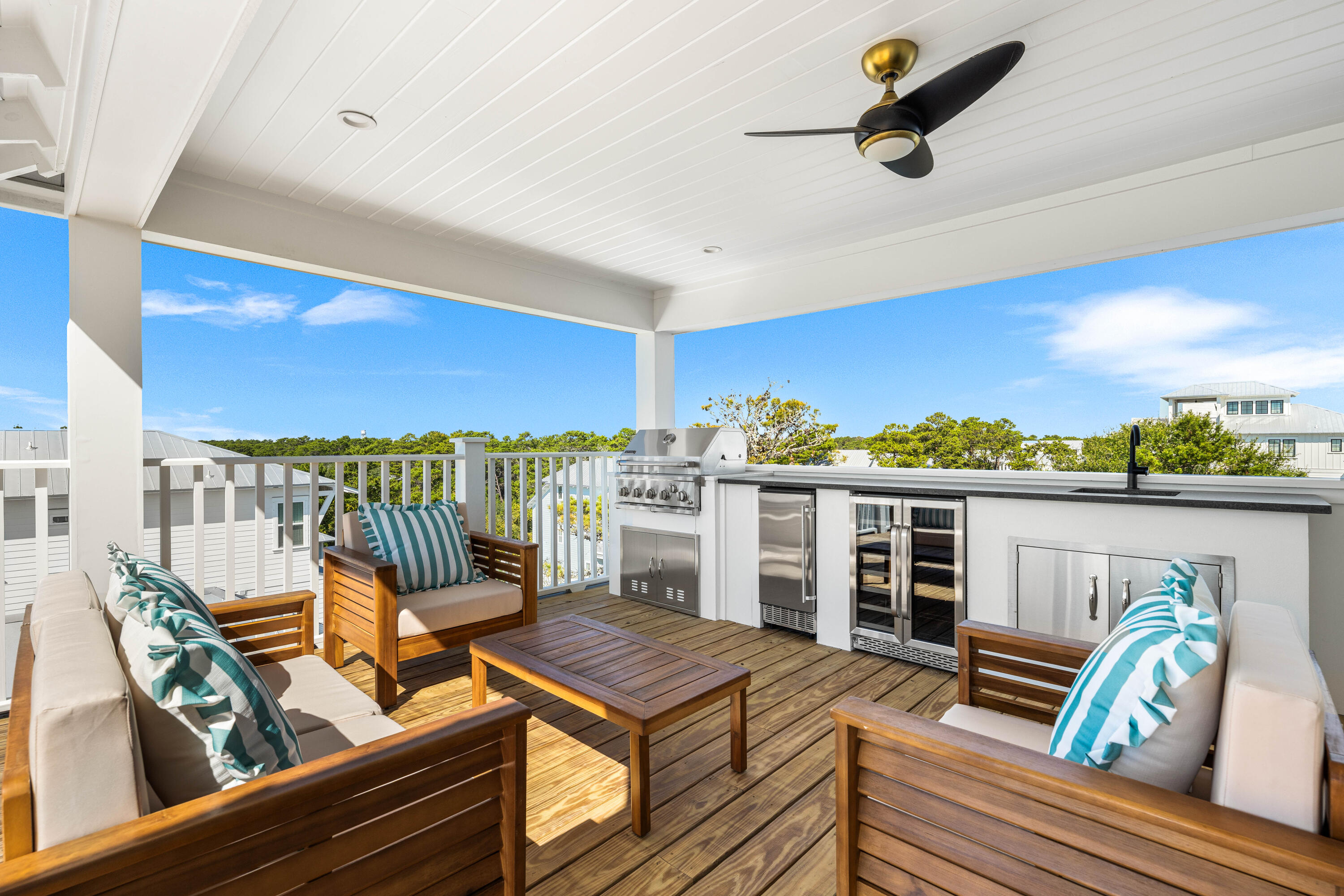 394 Grande Pointe Circle