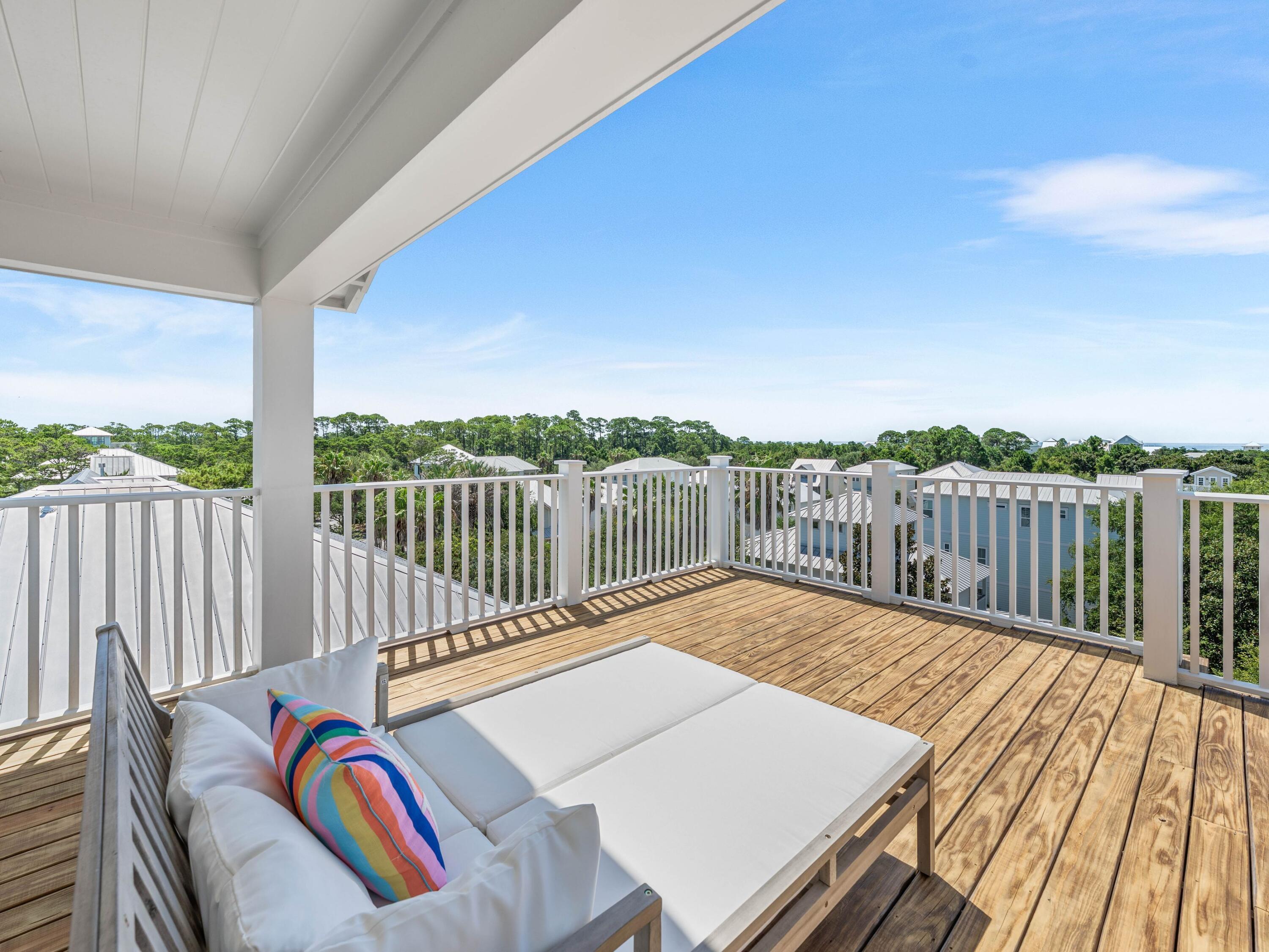 394 Grande Pointe Circle