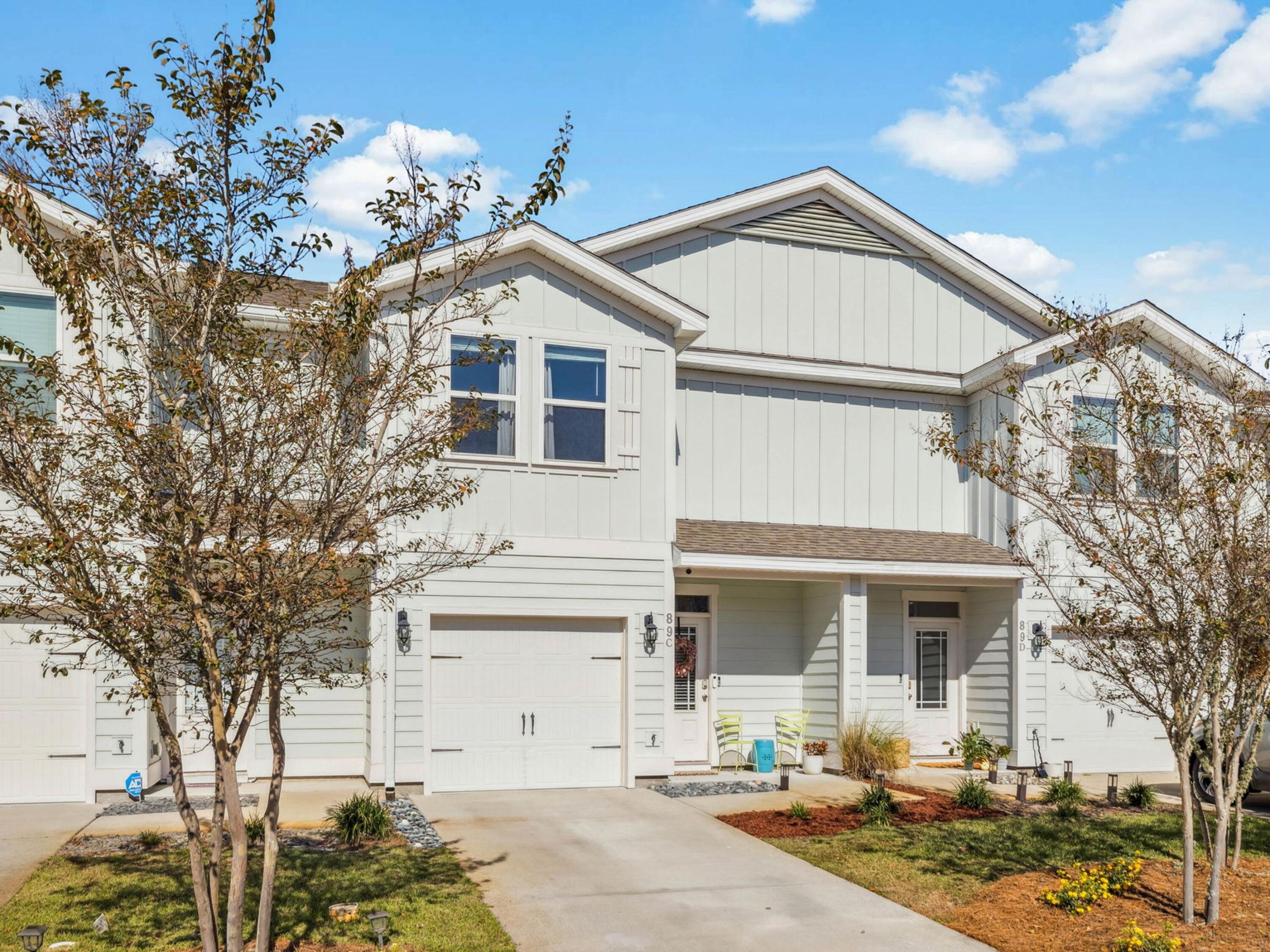 89 Crossing Lane, C