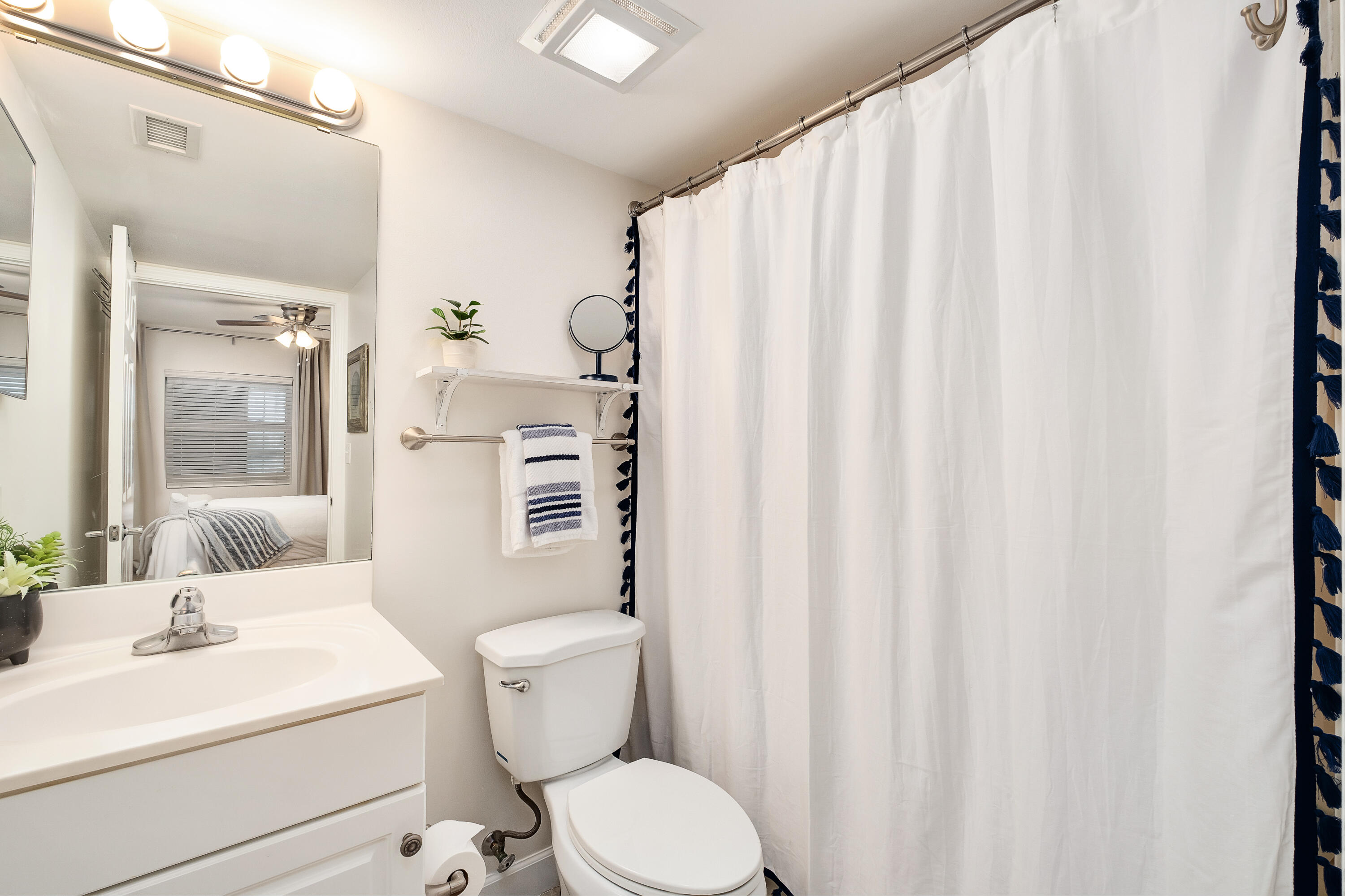 866 Santa Rosa Boulevard 309