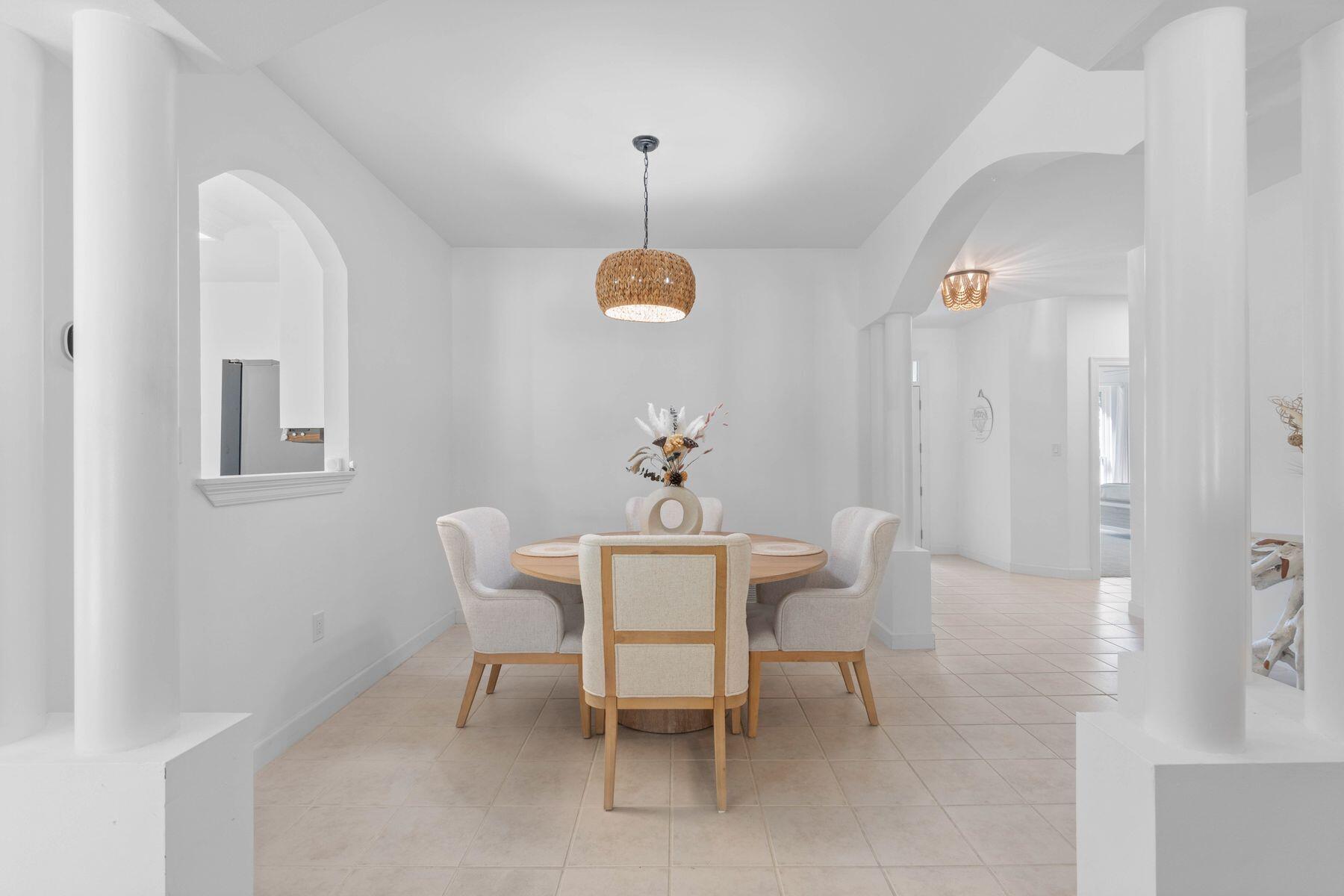 177 Bonaire Boulevard