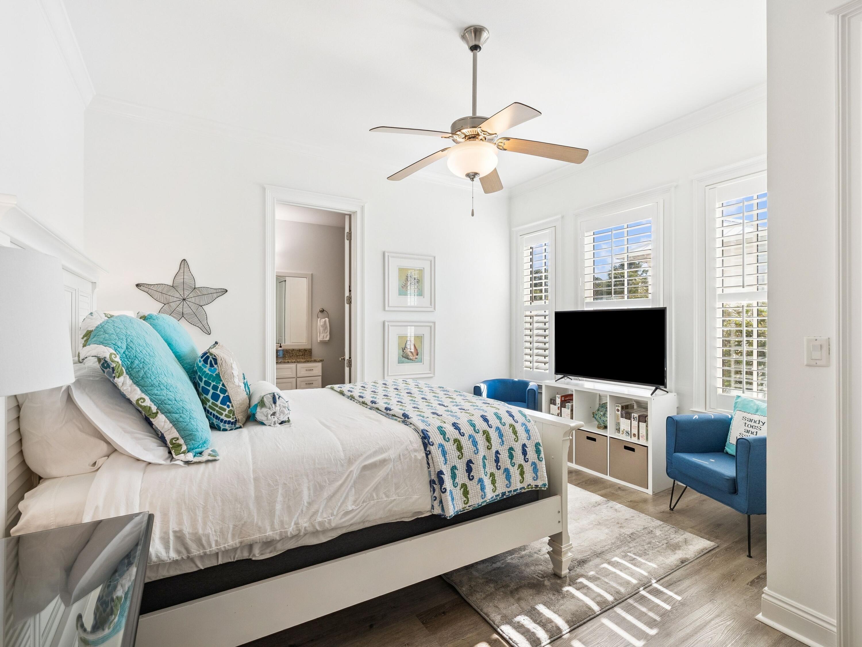 118 Carillon Market Street 102