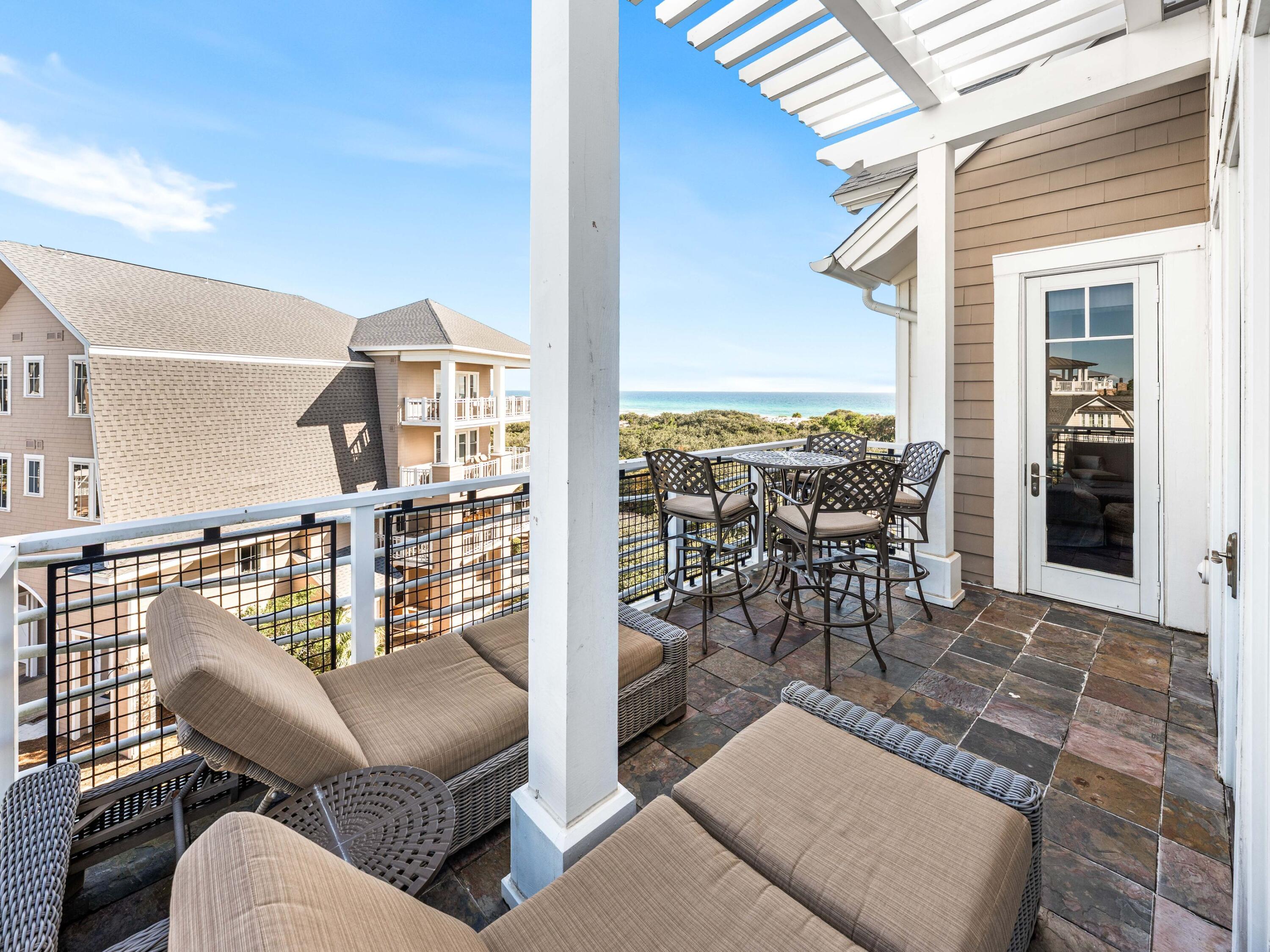 99 Compass Point Way 401