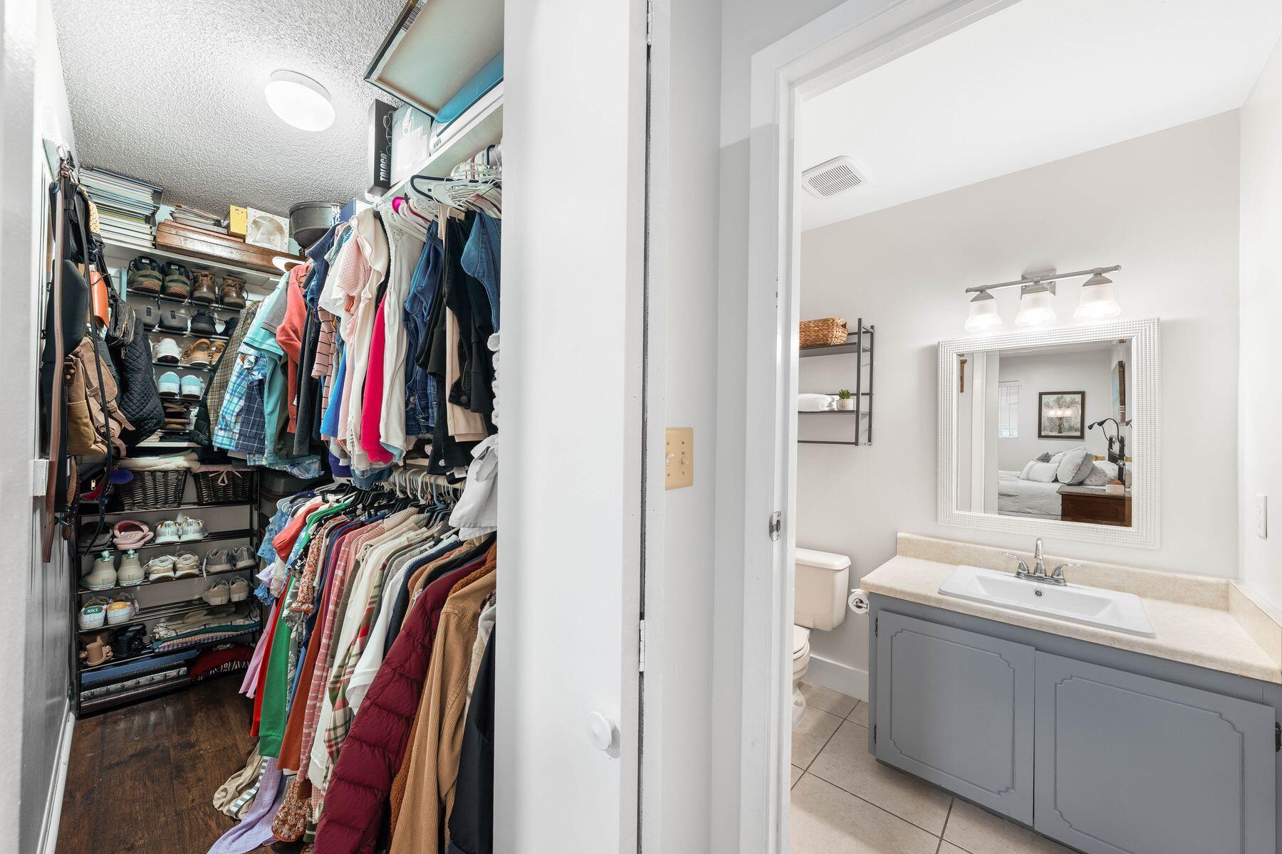 32 7th Avenue 120