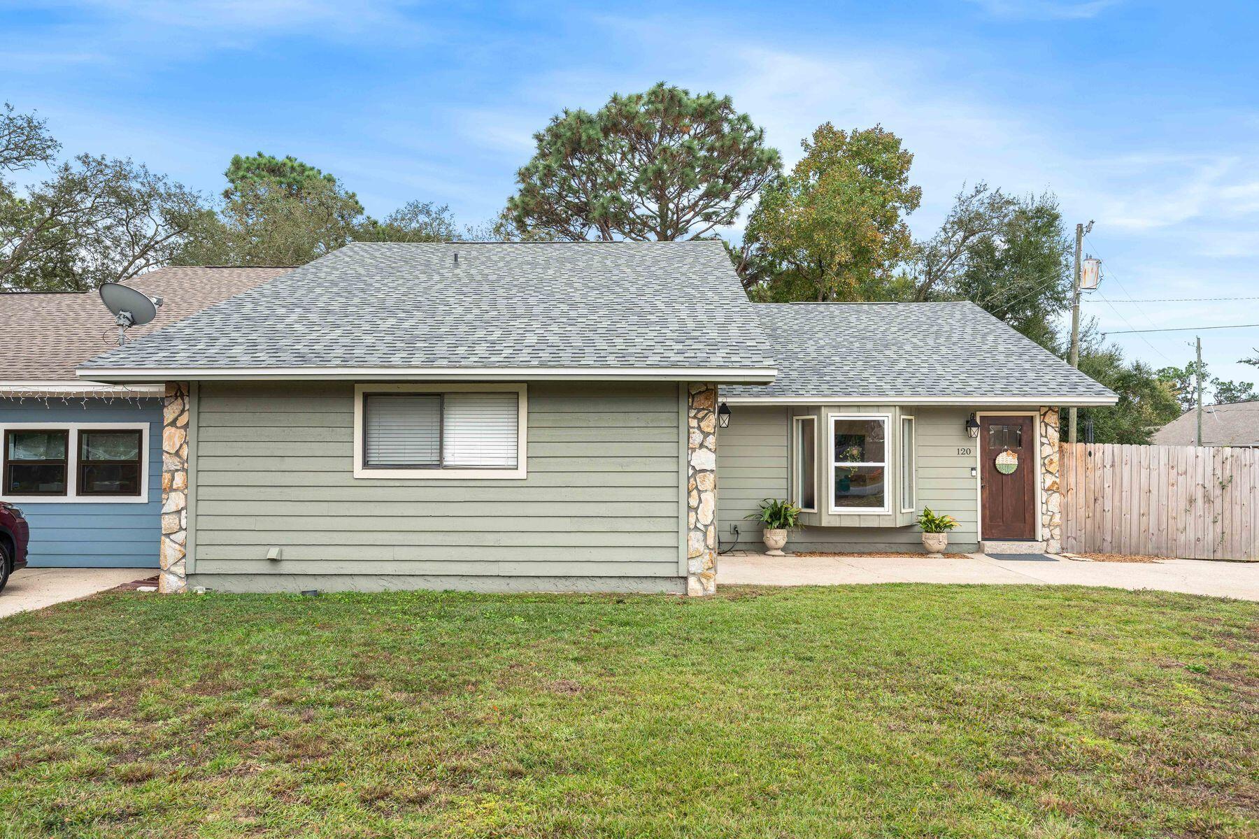 32 7th Avenue 120