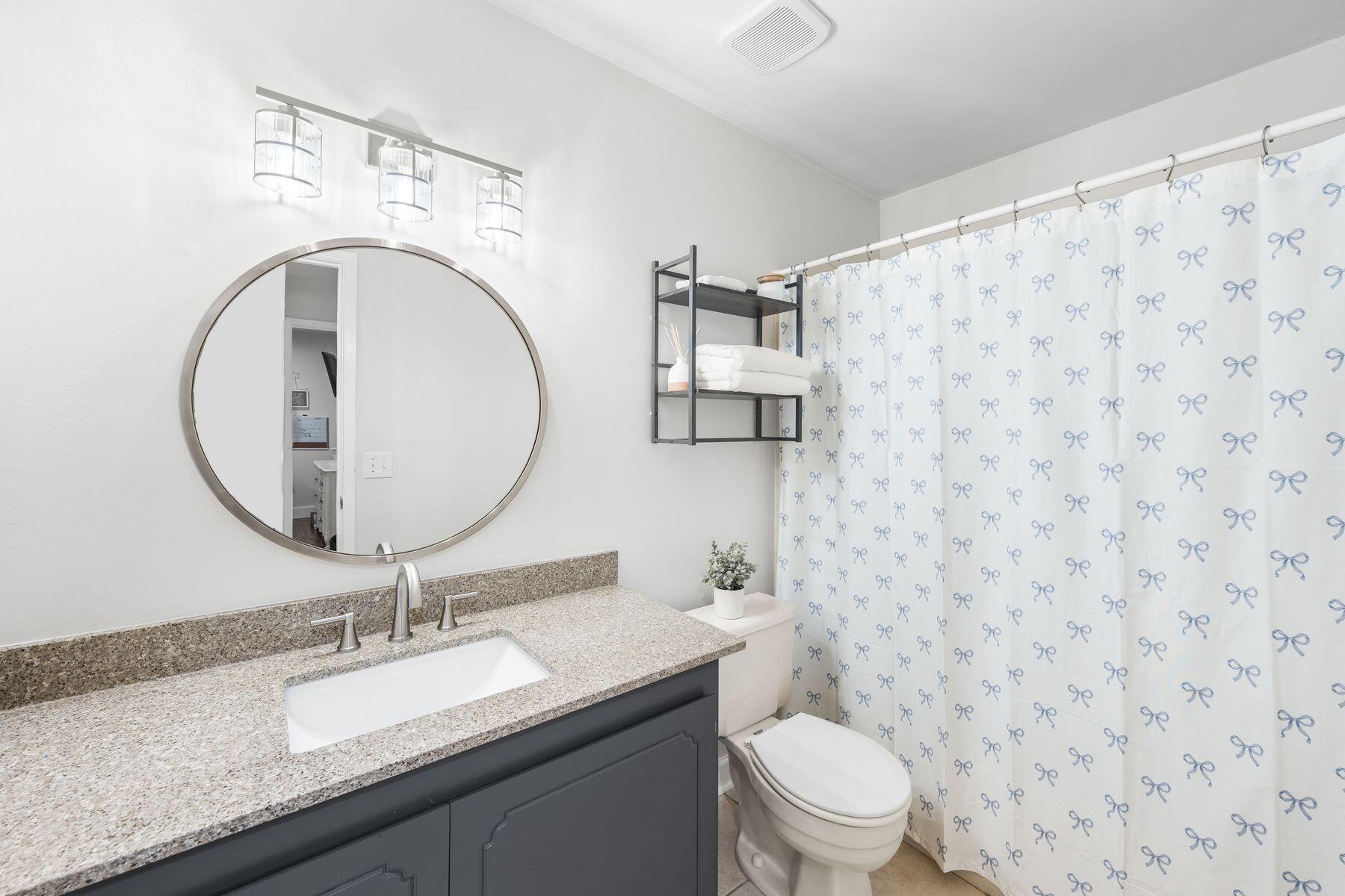 32 7th Avenue 120