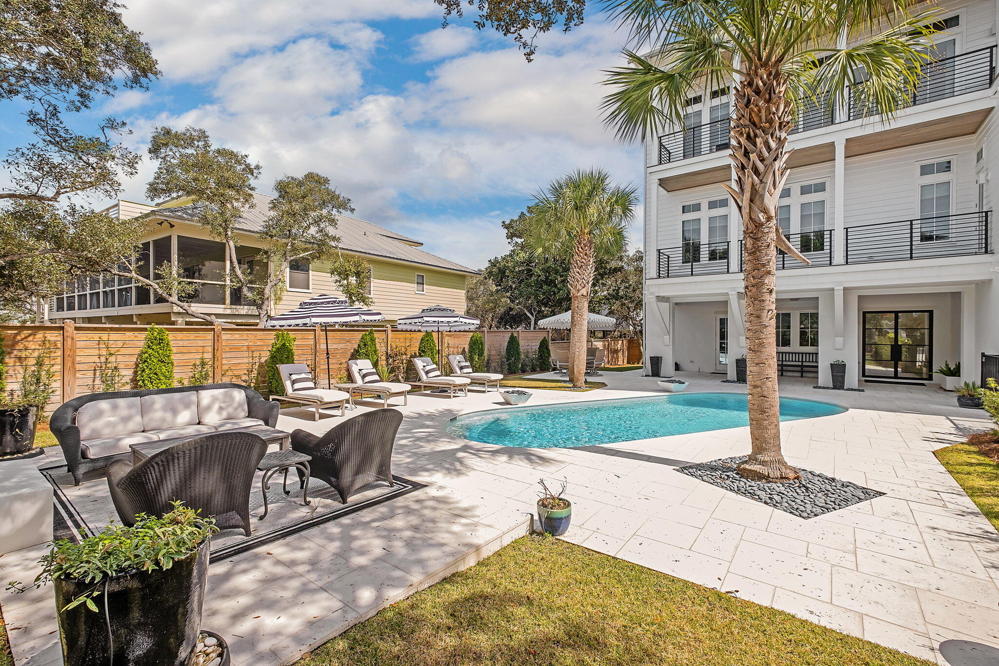 27 Whitesands Drive
