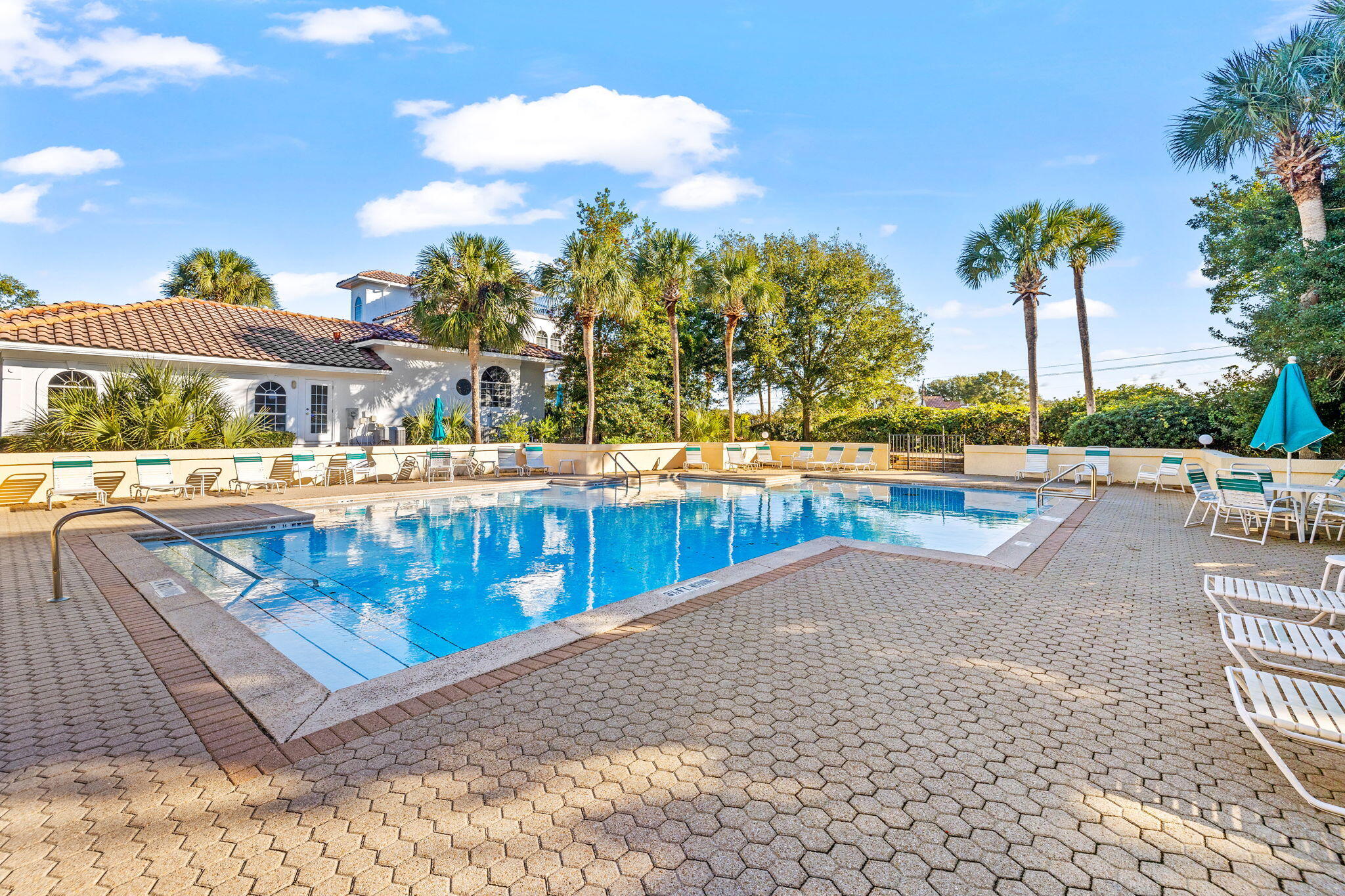 5246 Tivoli Drive 5246