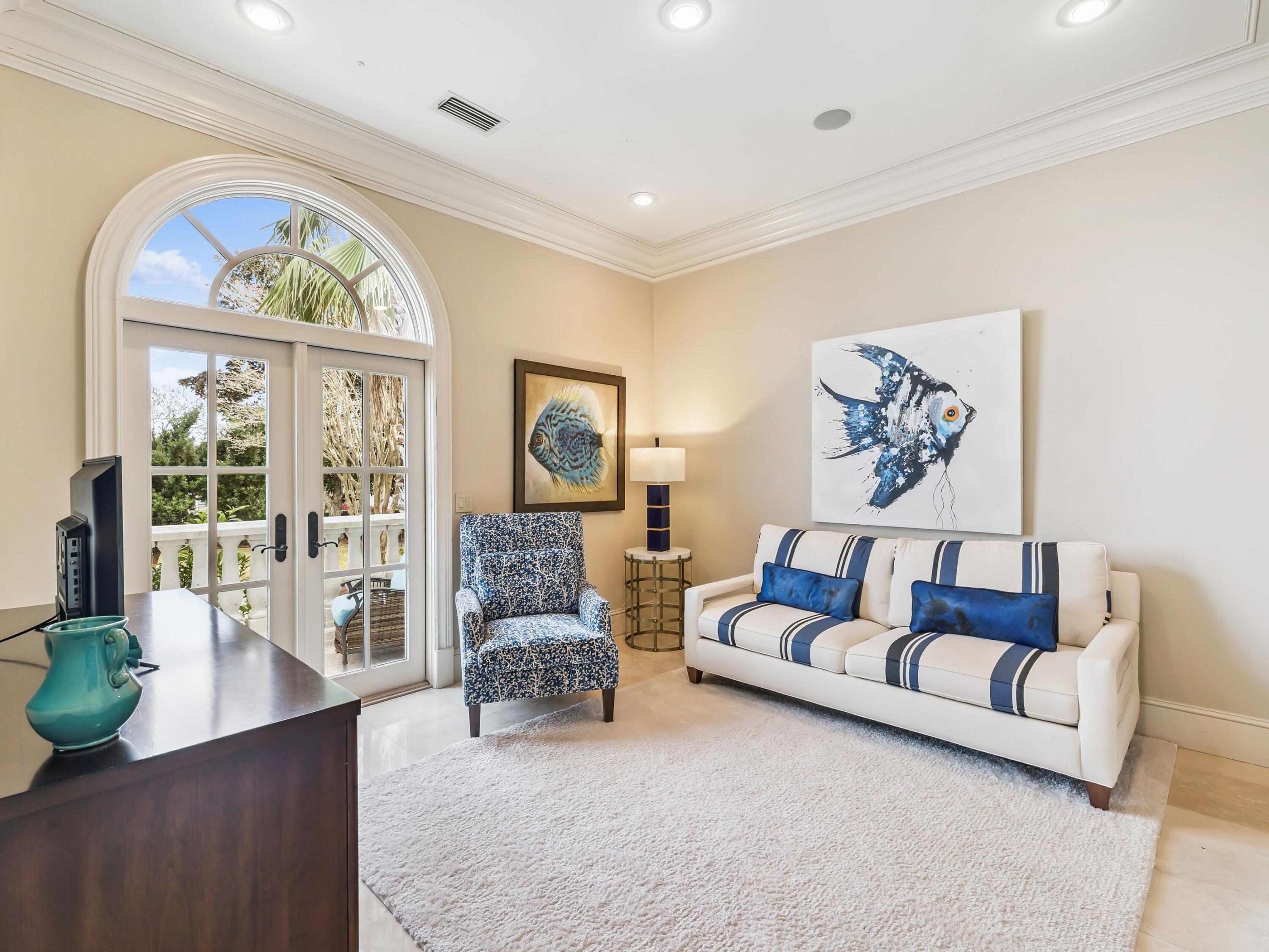 400 Coleman Point