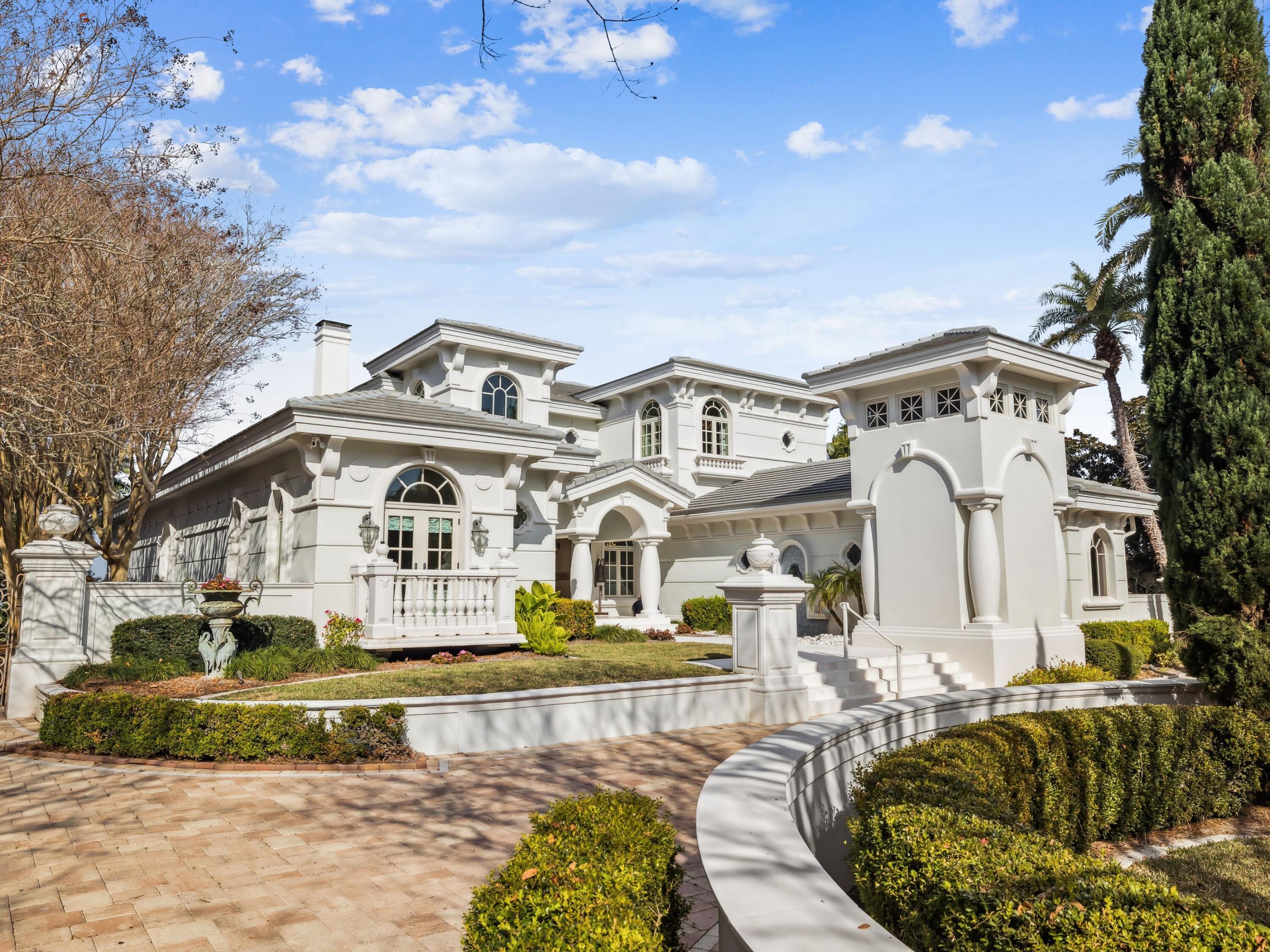 400 Coleman Point