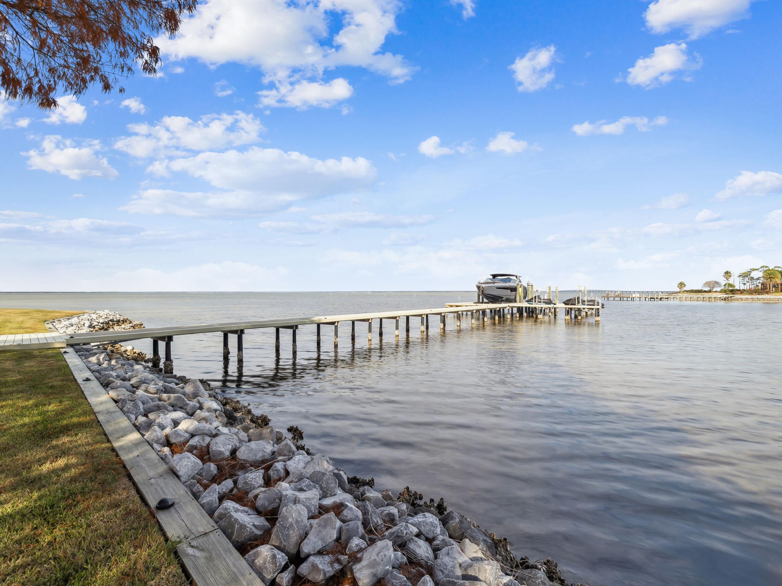 400 Coleman Point