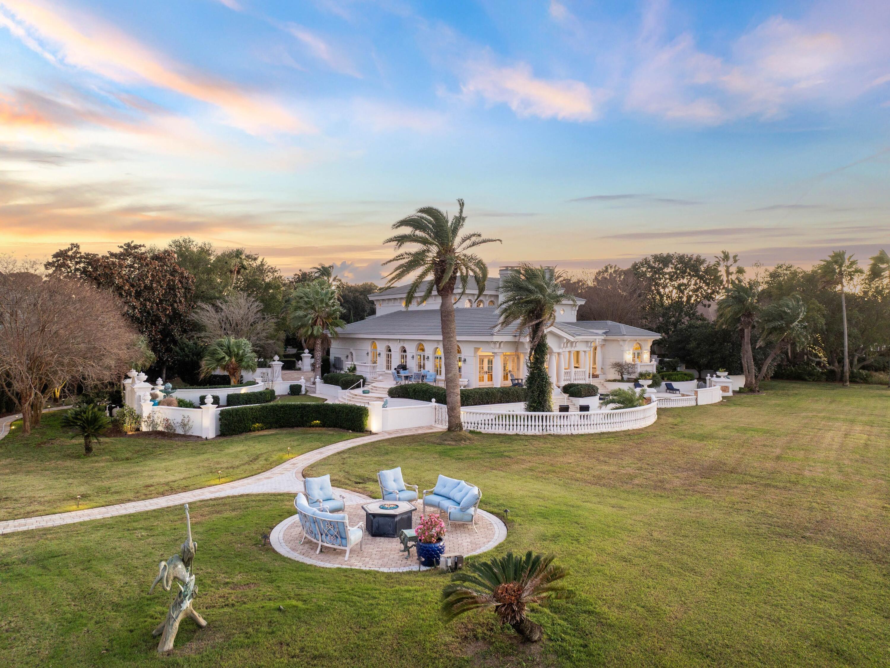 400 Coleman Point