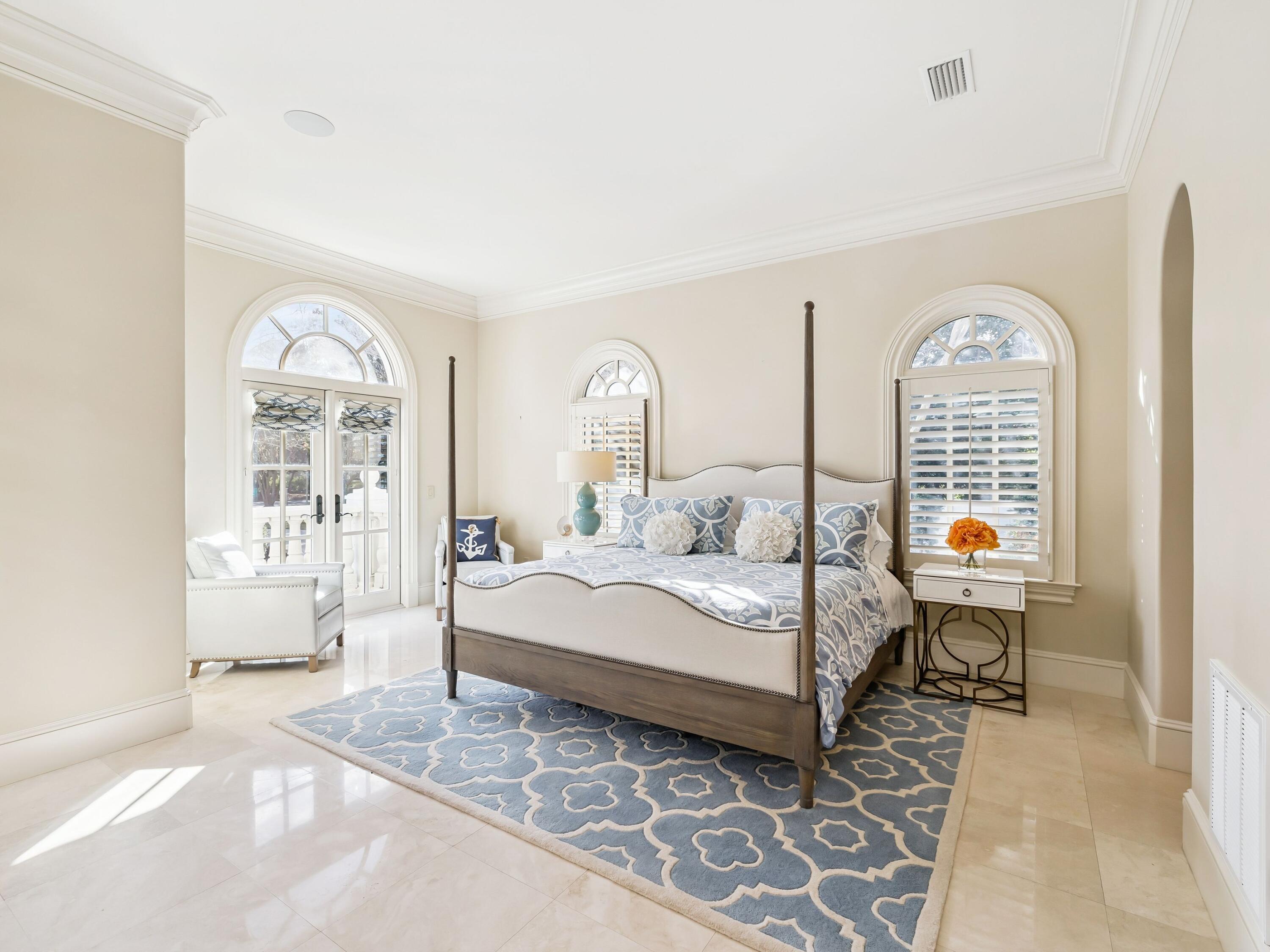 400 Coleman Point