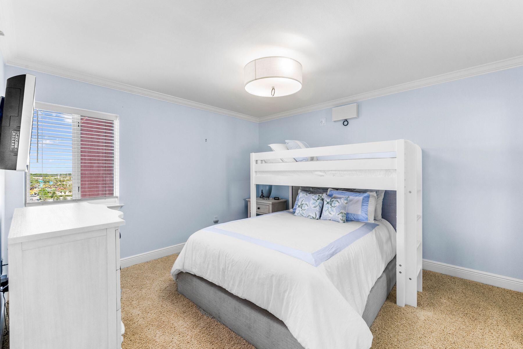 1008 E Highway 98 83