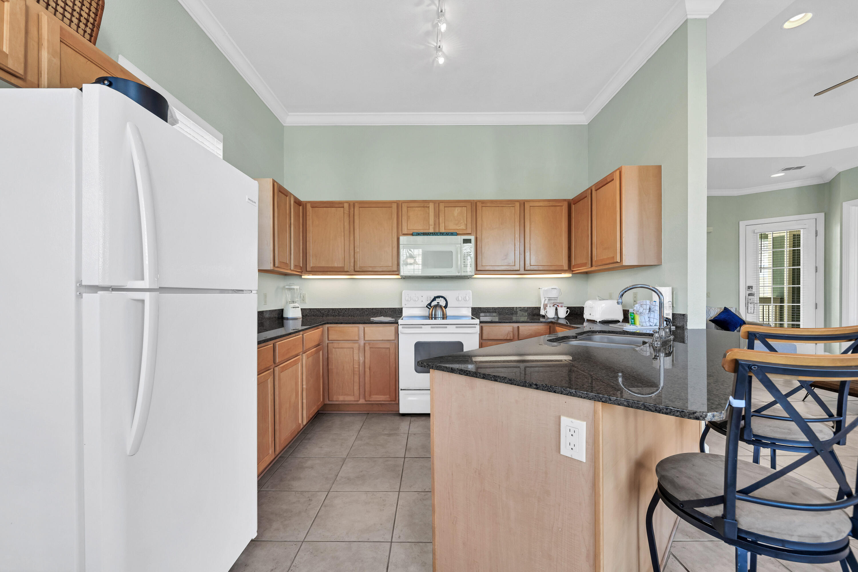 2325 Crystal Cove Lane 325