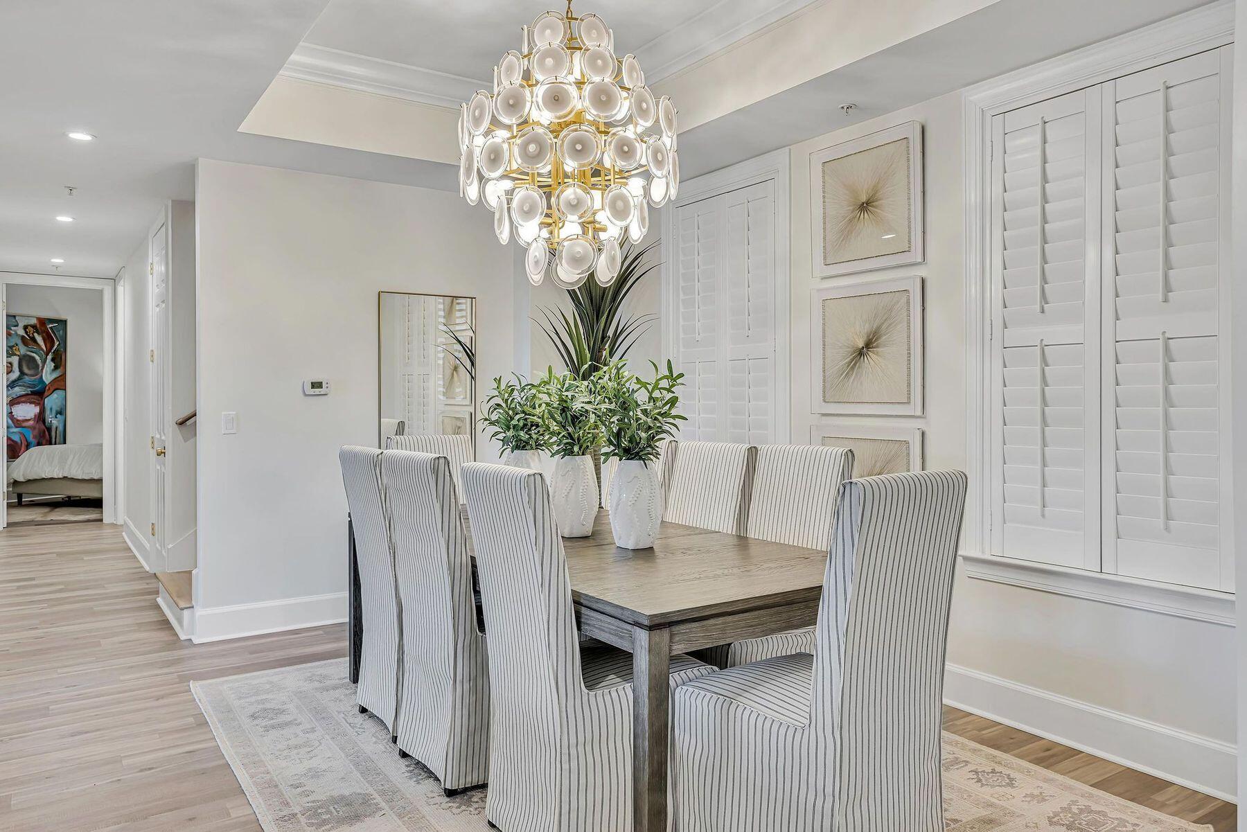 1653 W County Highway 30A UNIT 1112
