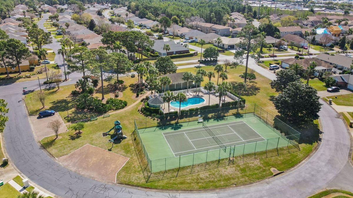 120 Hibiscus Lane