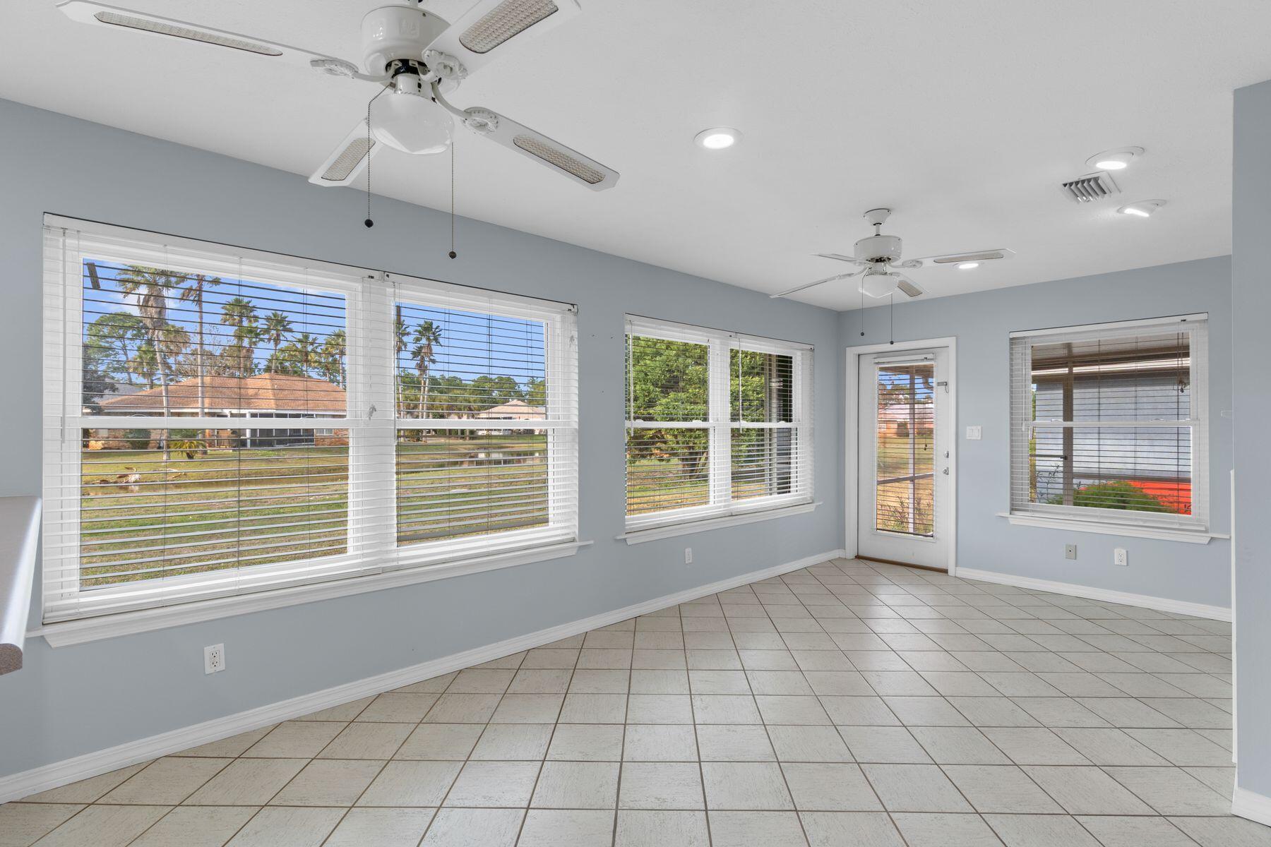 120 Hibiscus Lane