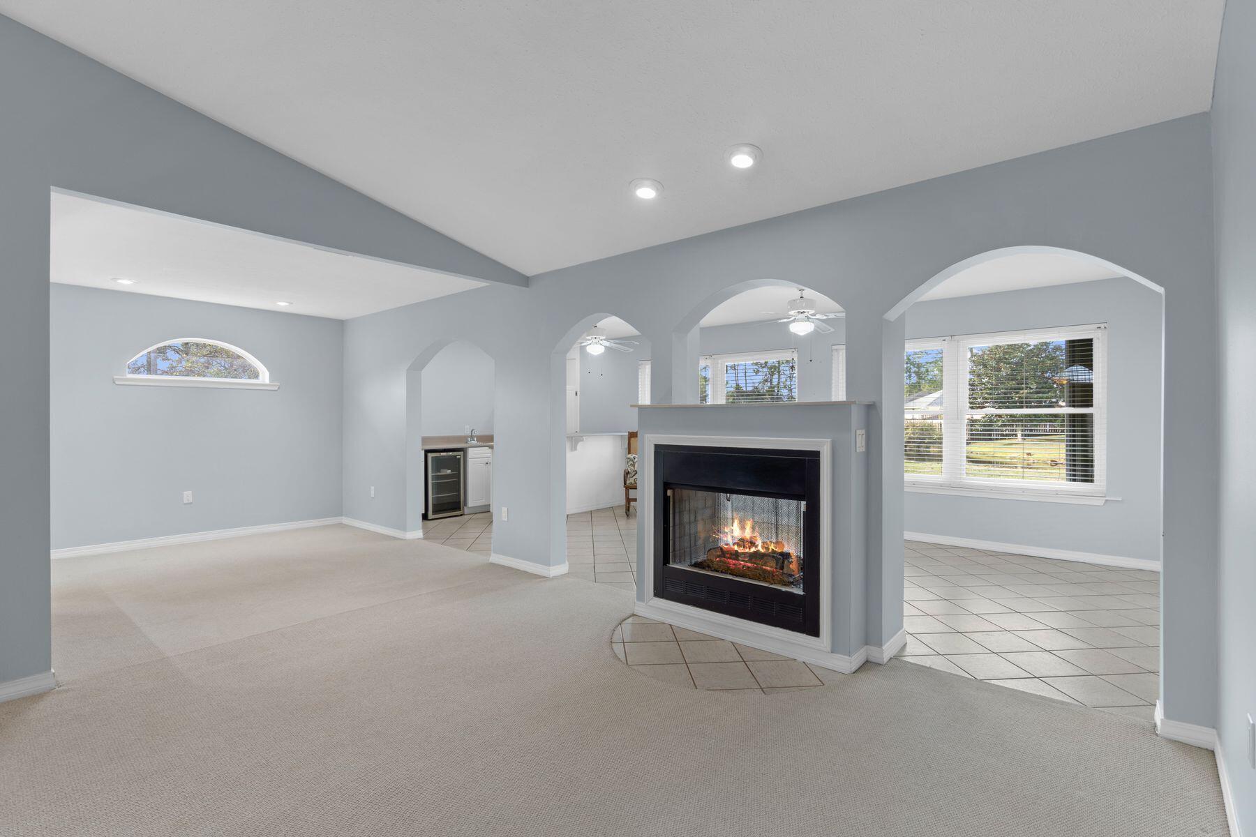 120 Hibiscus Lane