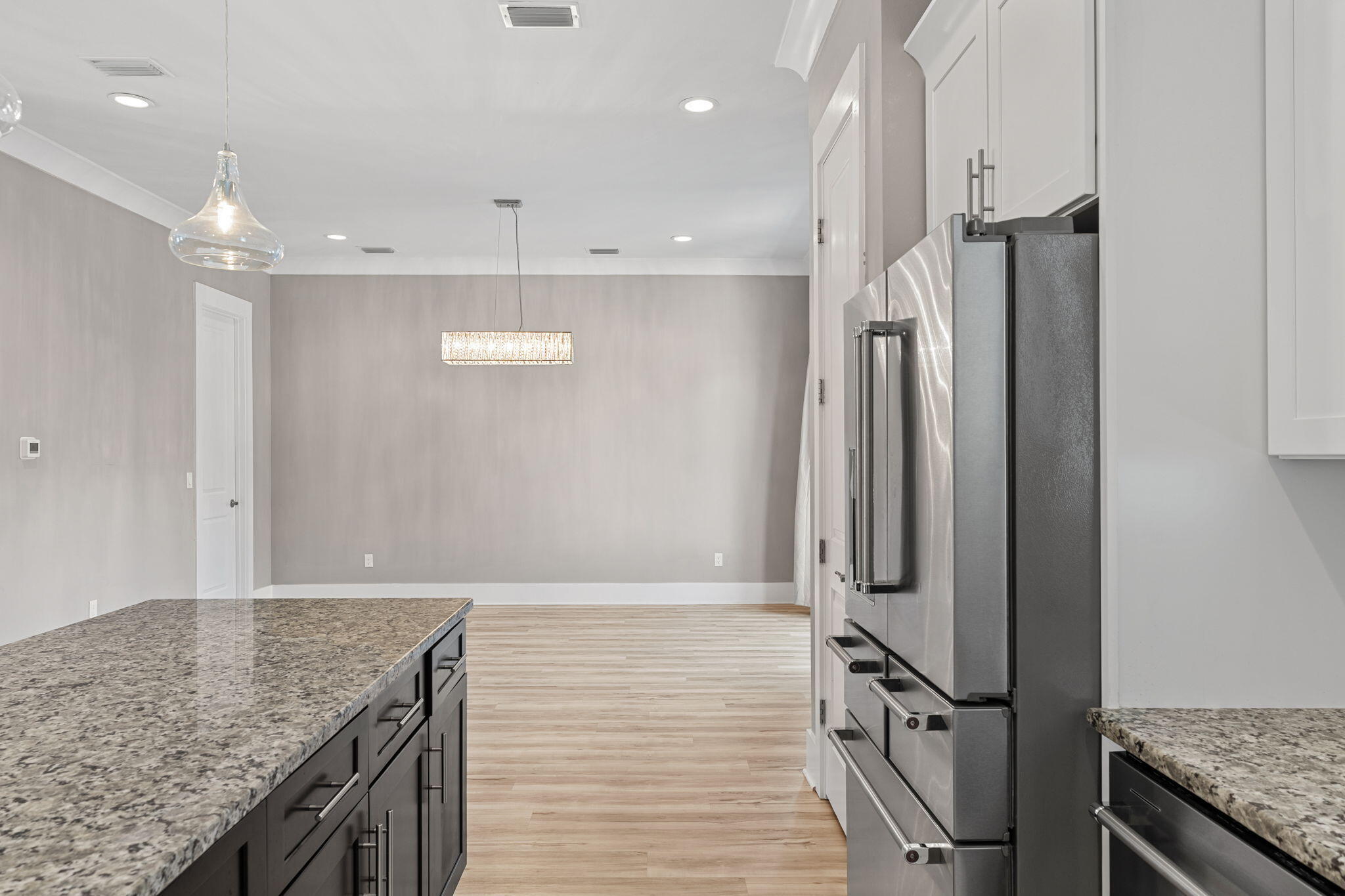 995 Airport Road 43
