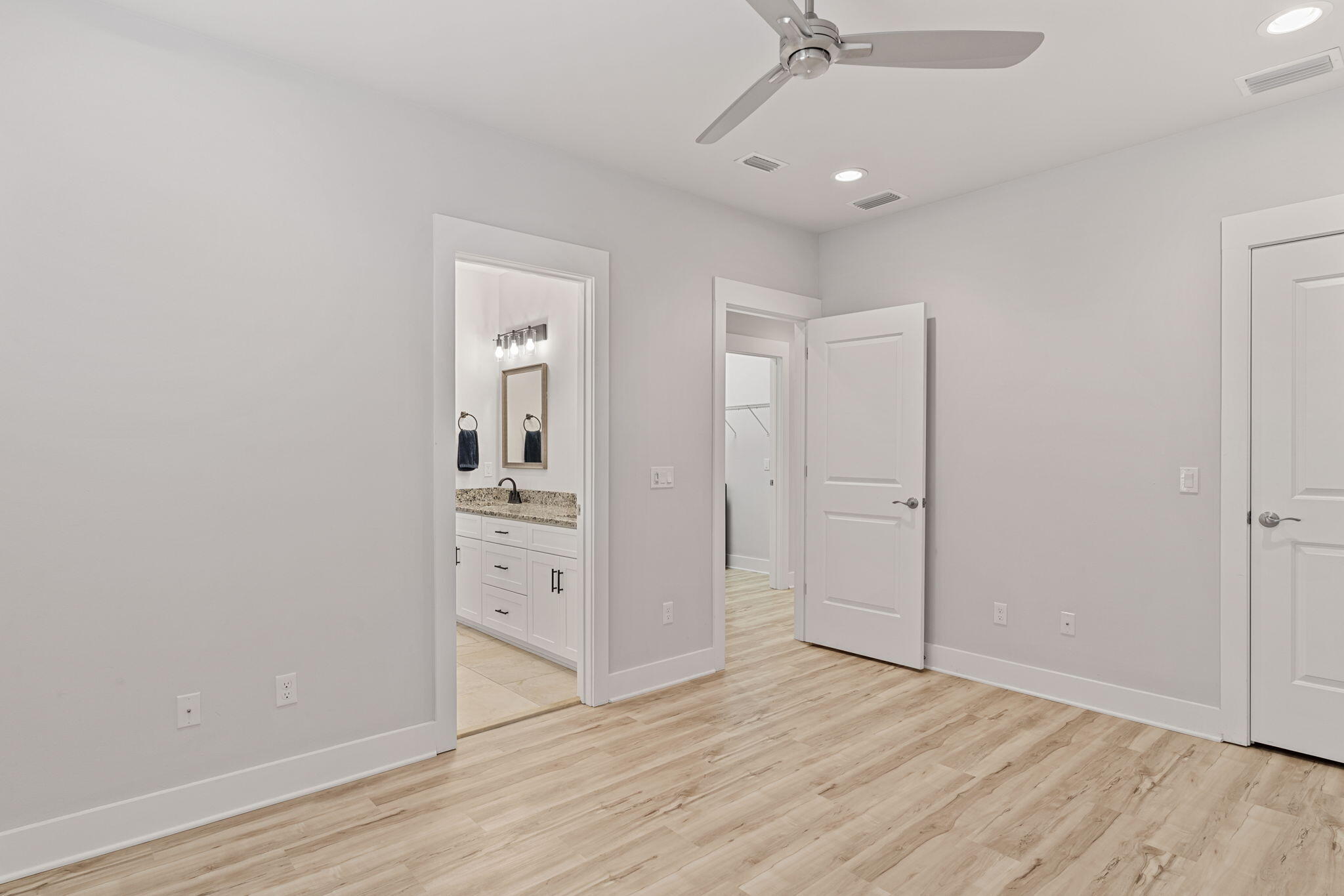 995 Airport Road 43