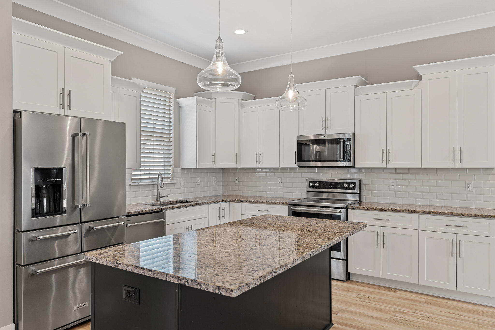 995 Airport Road 43