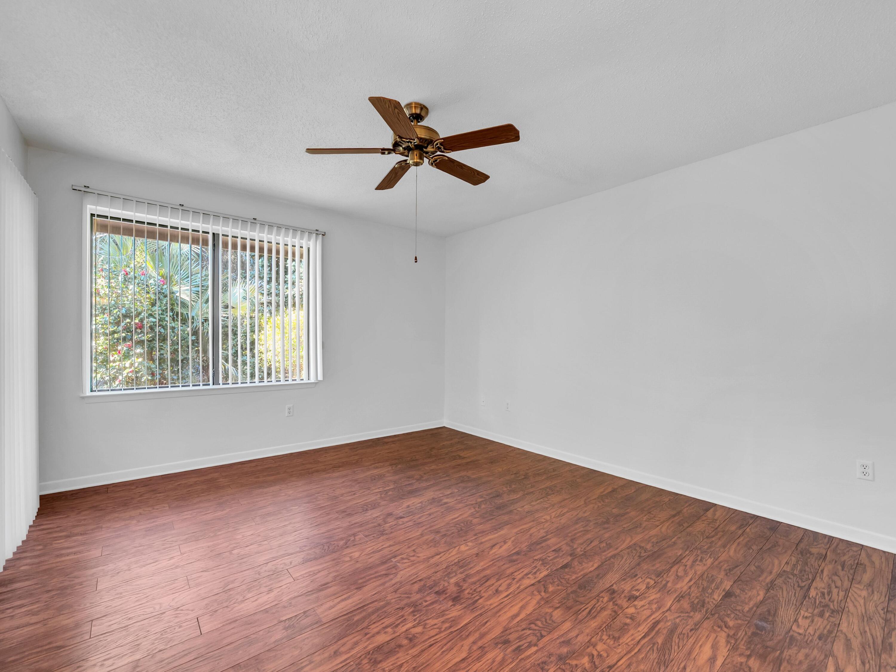 131 Gleneagles Drive