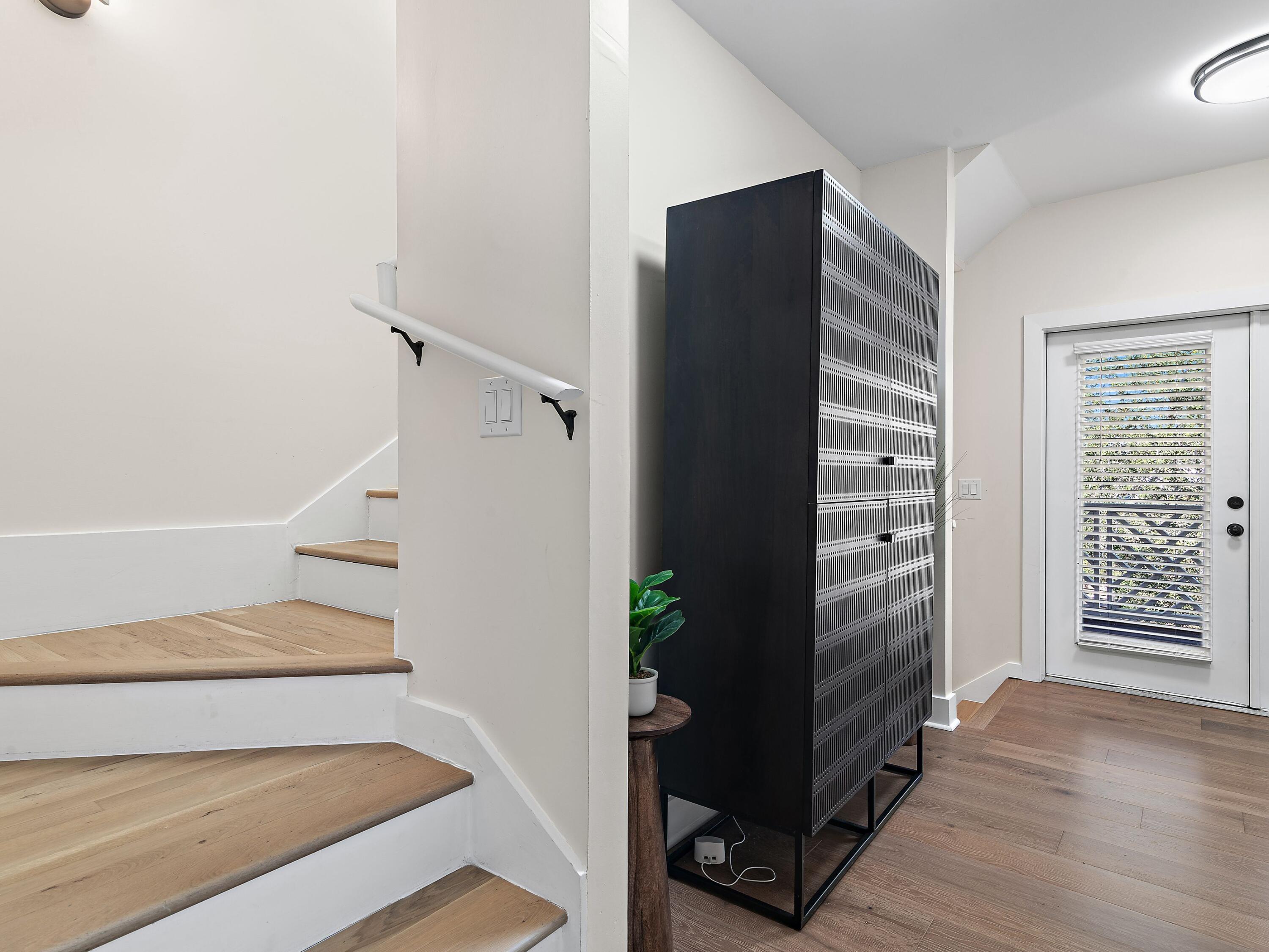 416 Lakeview Drive