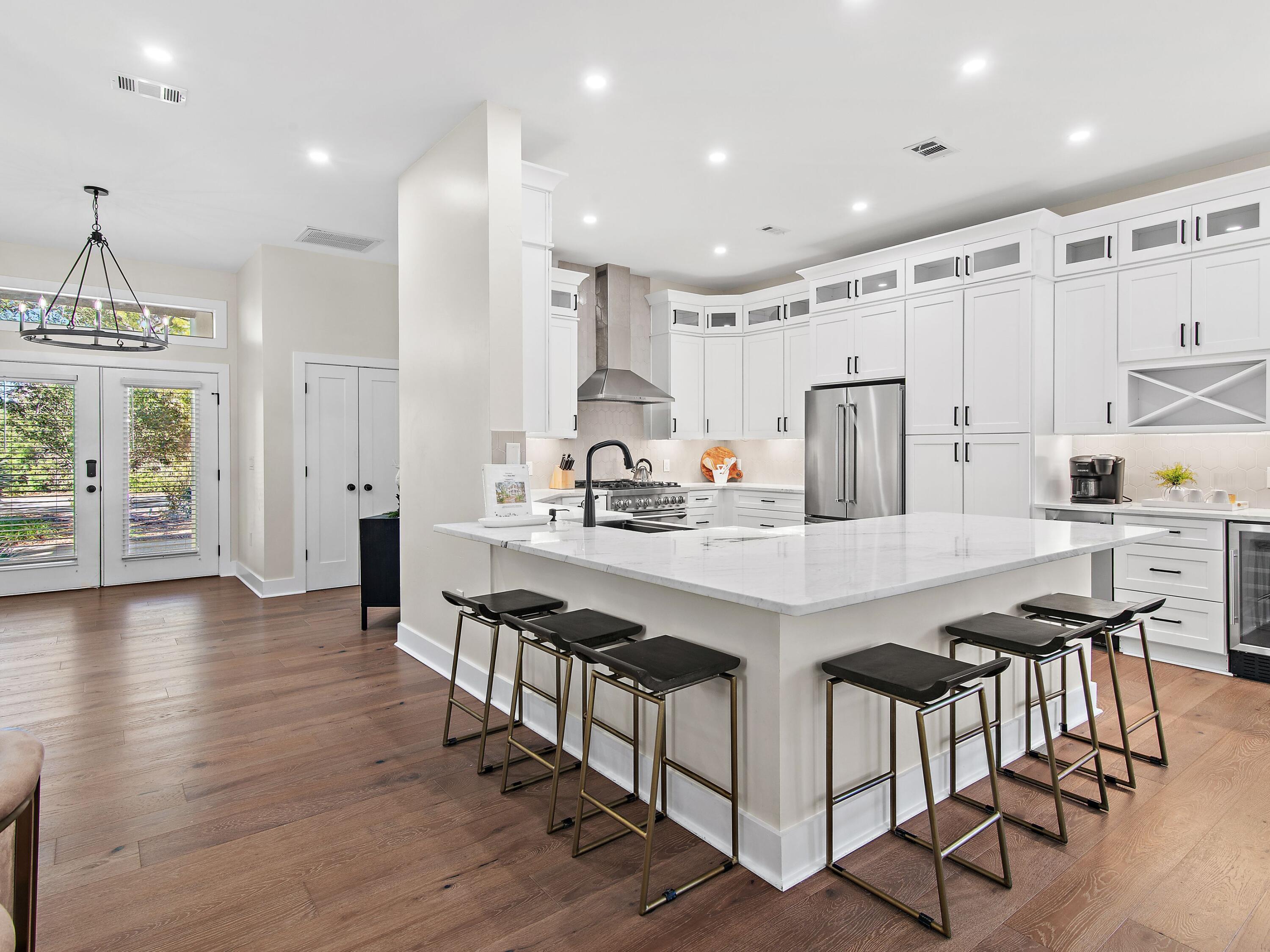 416 Lakeview Drive