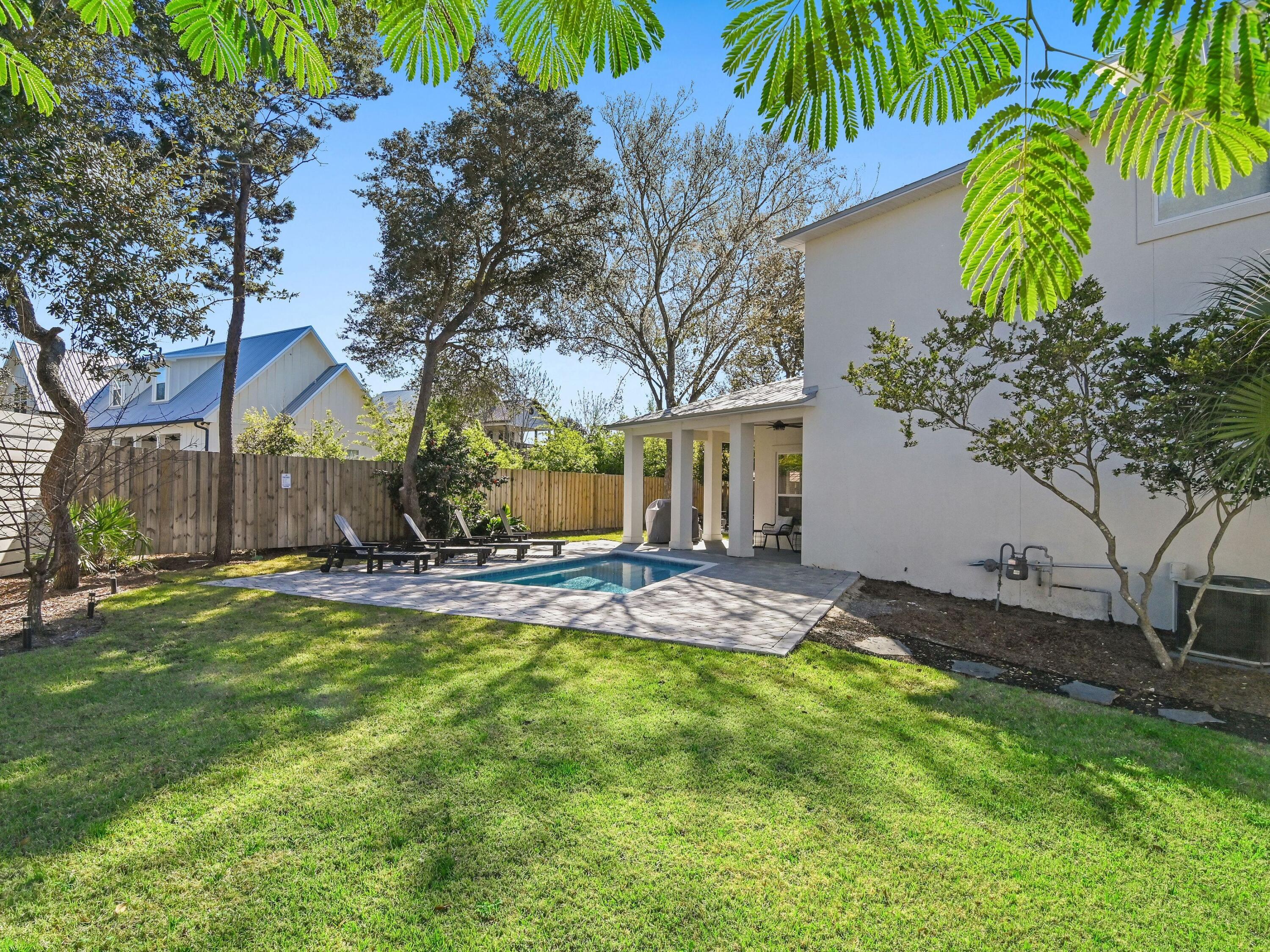 416 Lakeview Drive