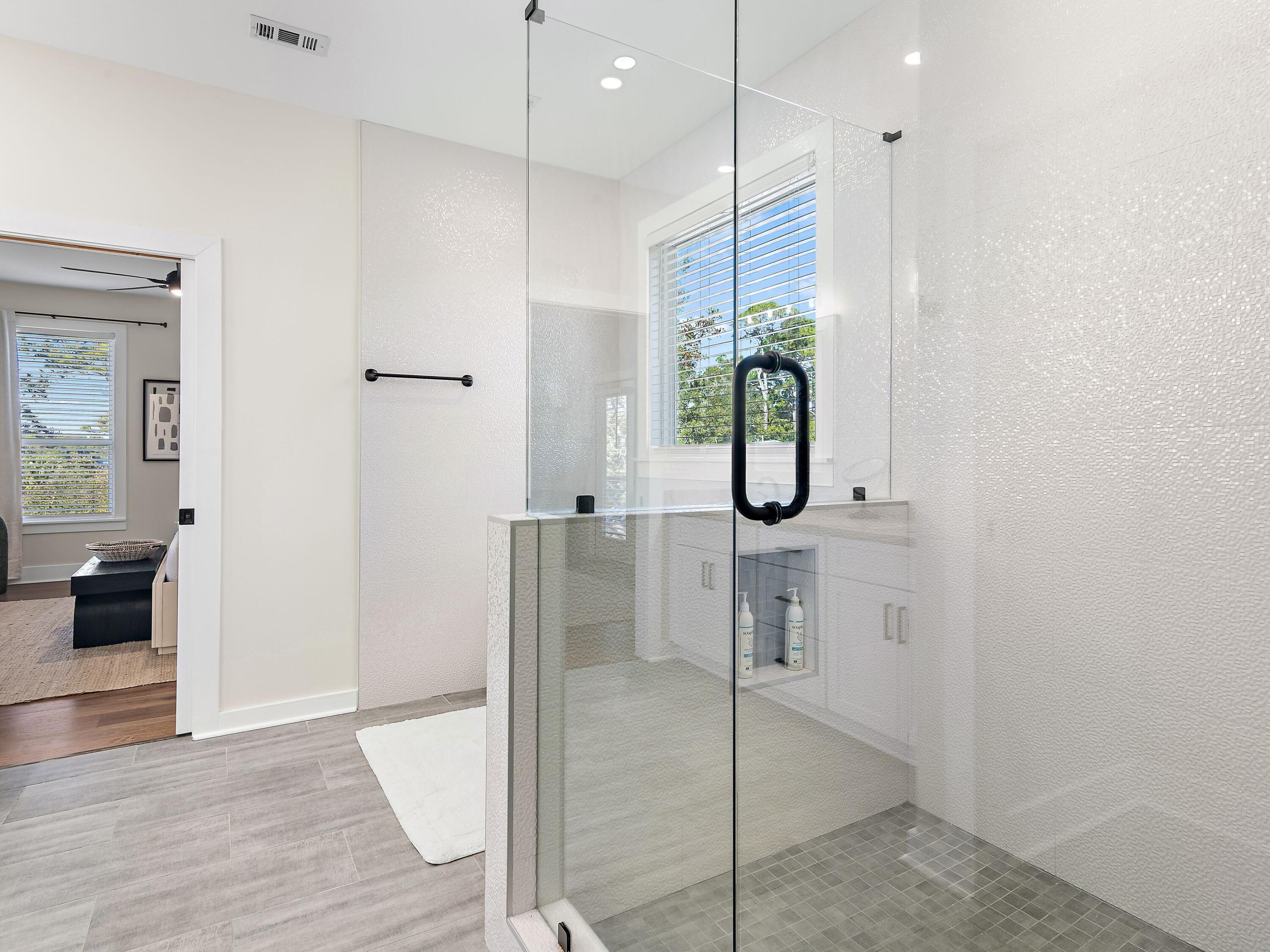 416 Lakeview Drive