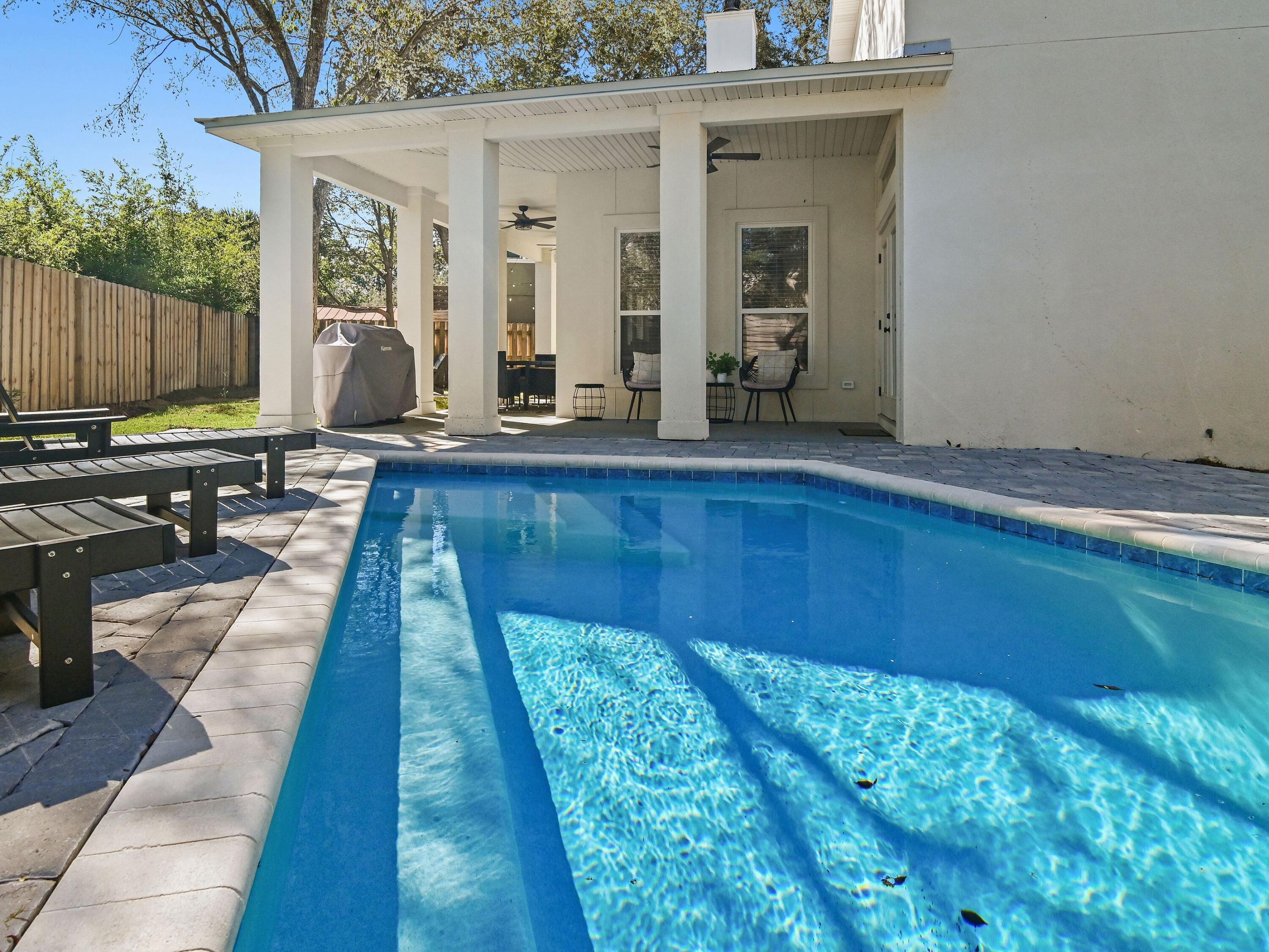 416 Lakeview Drive