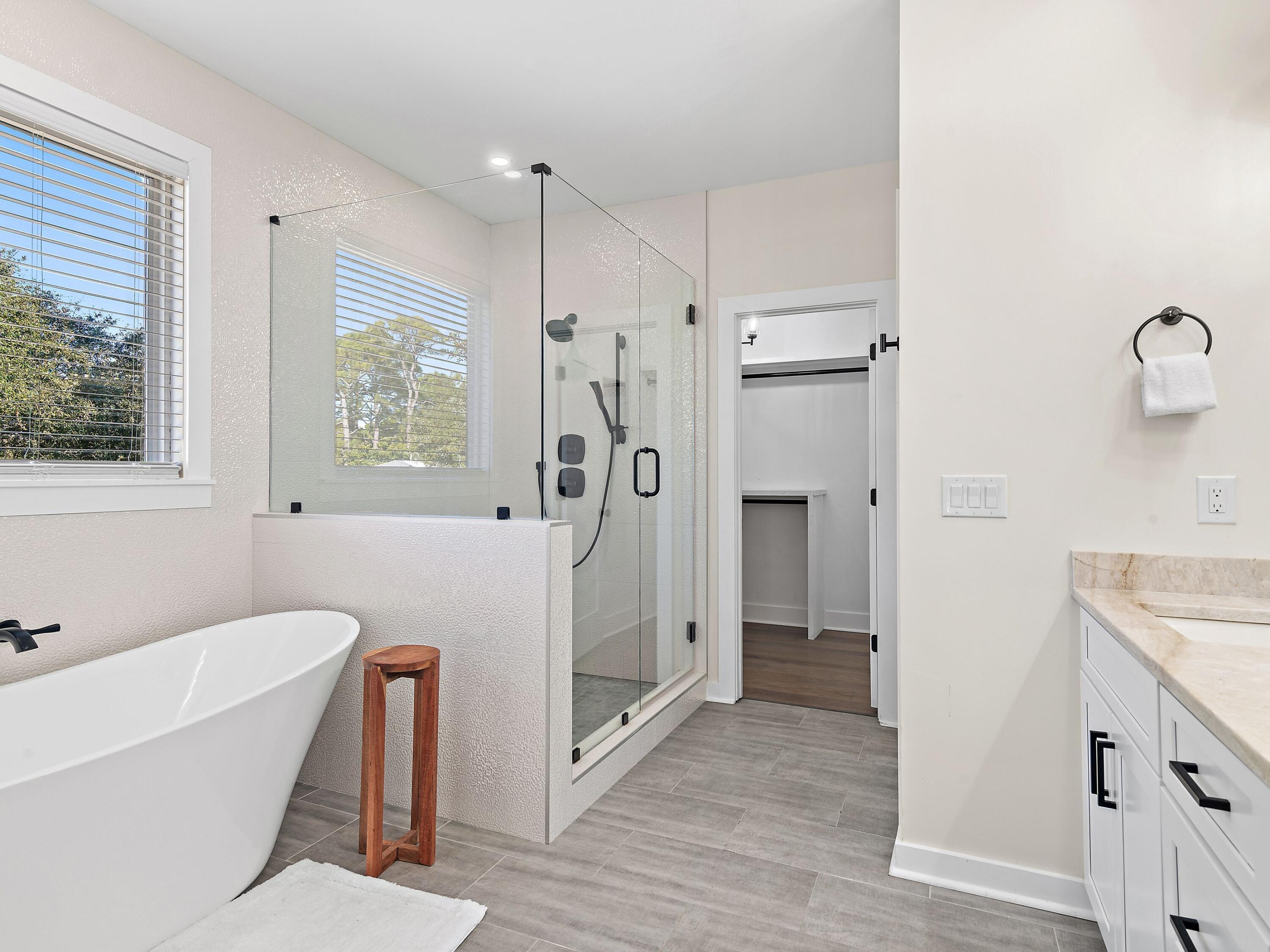 416 Lakeview Drive