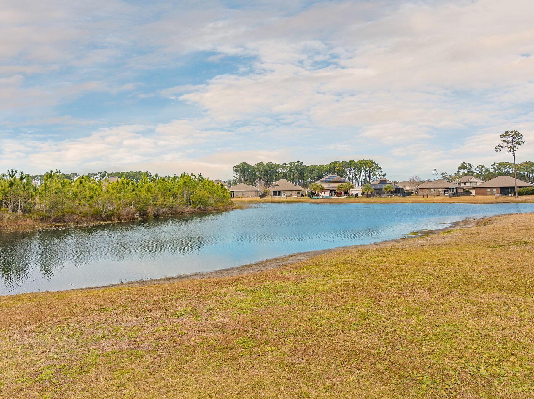 537 Pin Oak Loop
