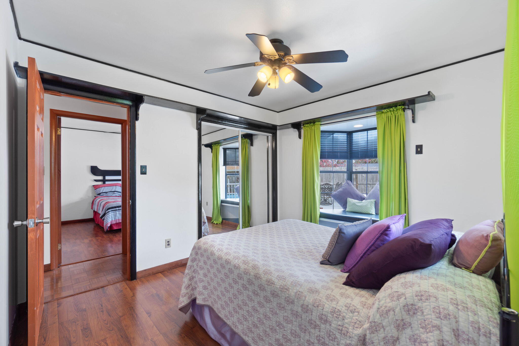 103 SW Cedar Avenue