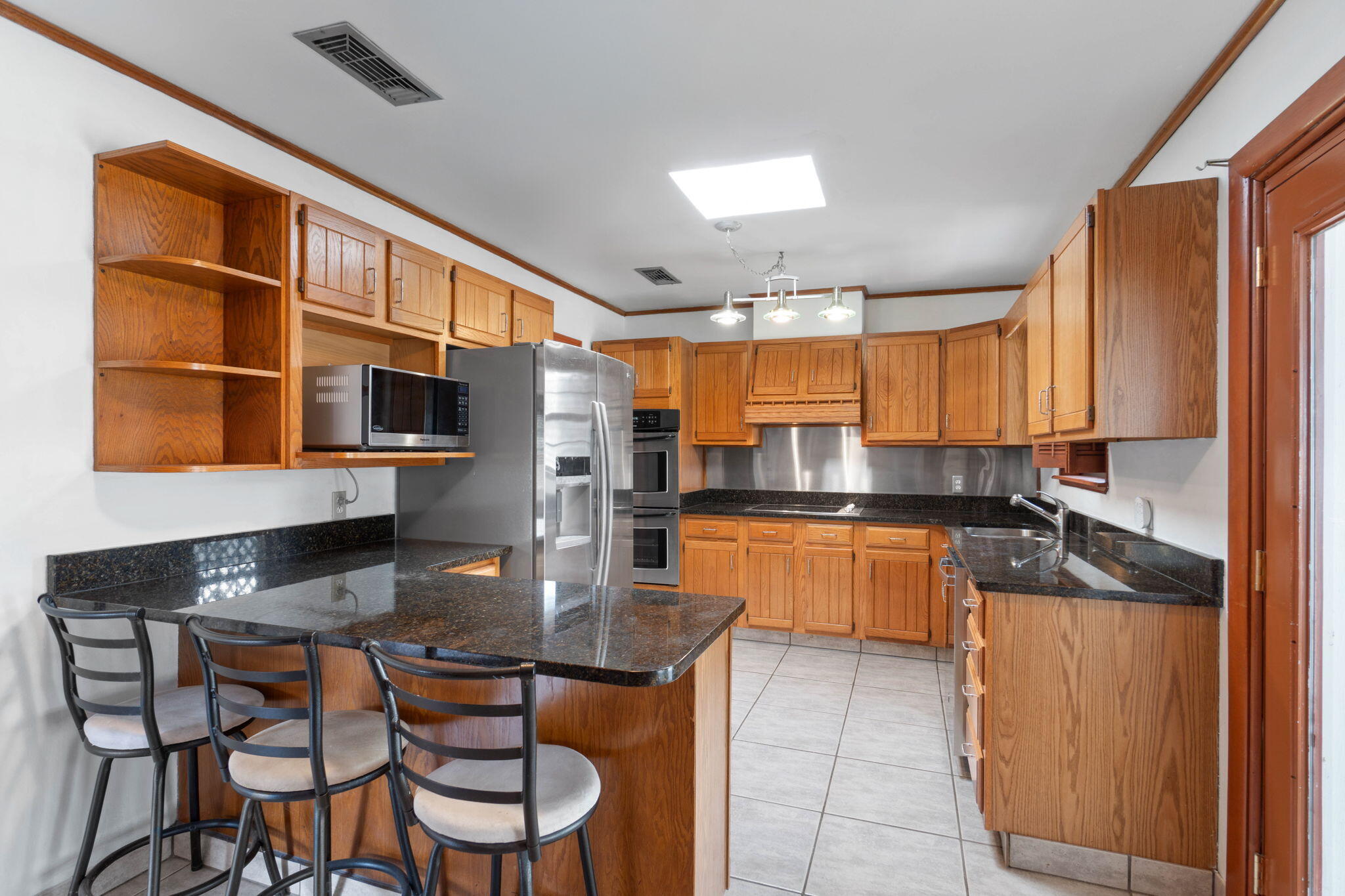 103 SW Cedar Avenue