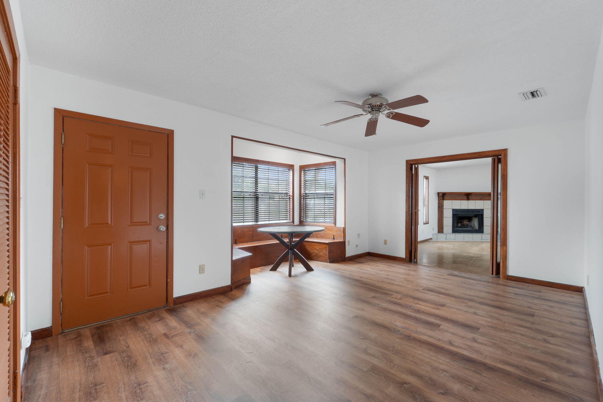 103 SW Cedar Avenue