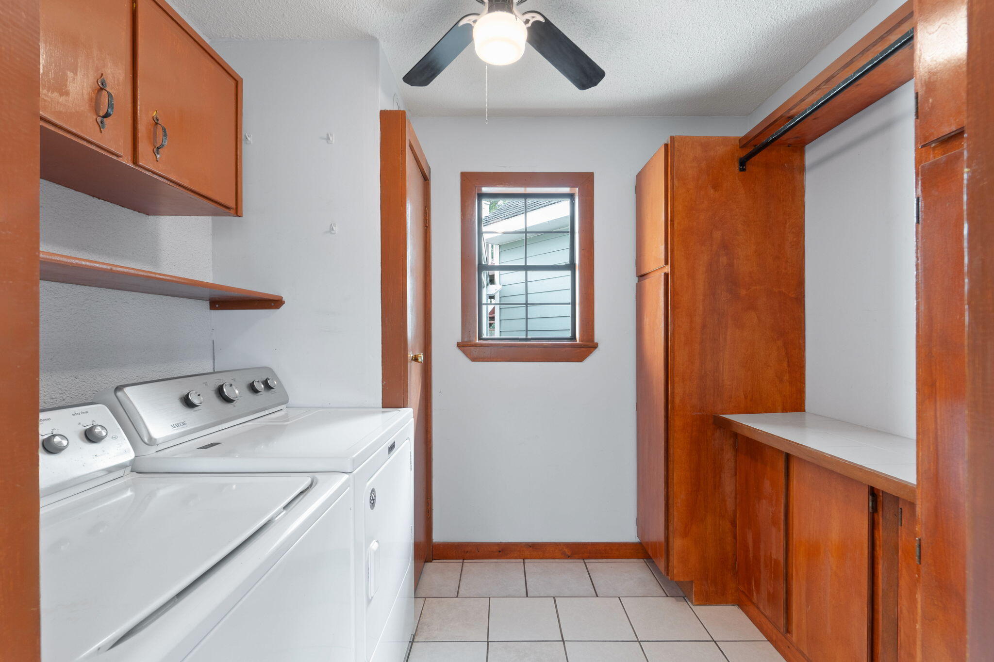 103 SW Cedar Avenue