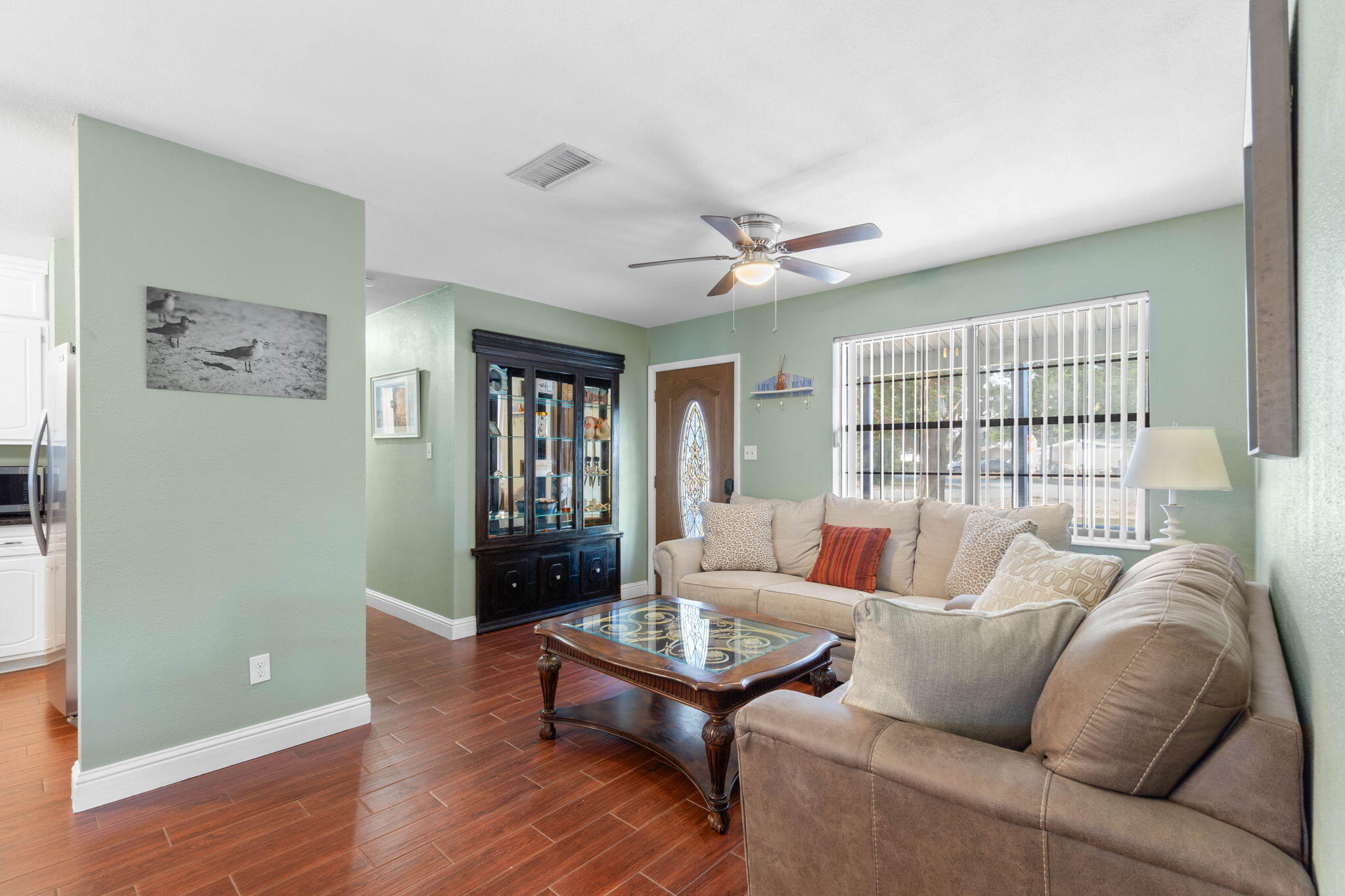 105 SW Cedar Avenue