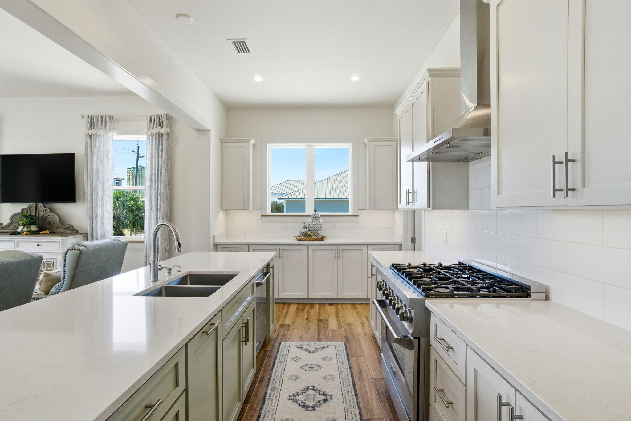 831 Sailfish Court