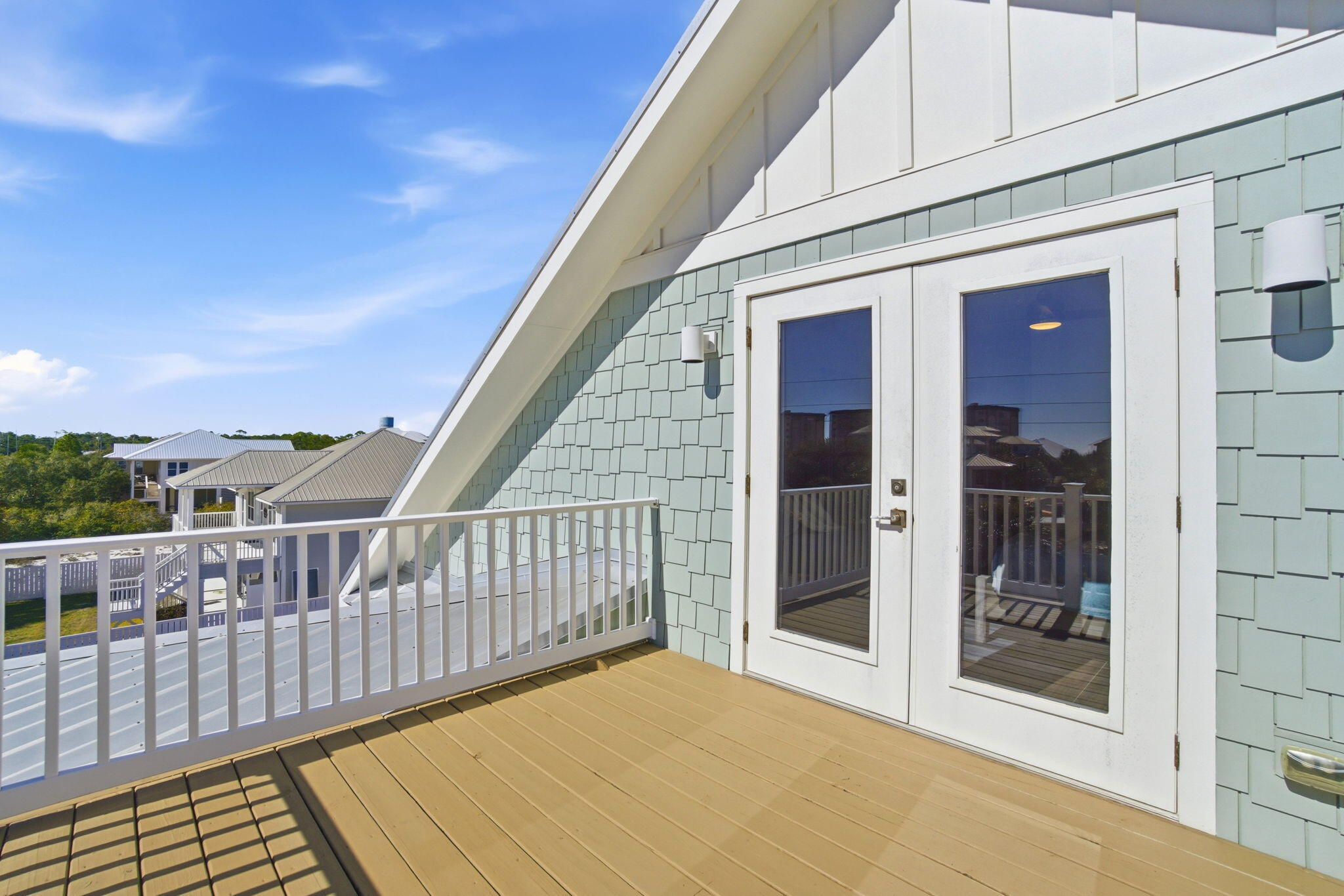 831 Sailfish Court