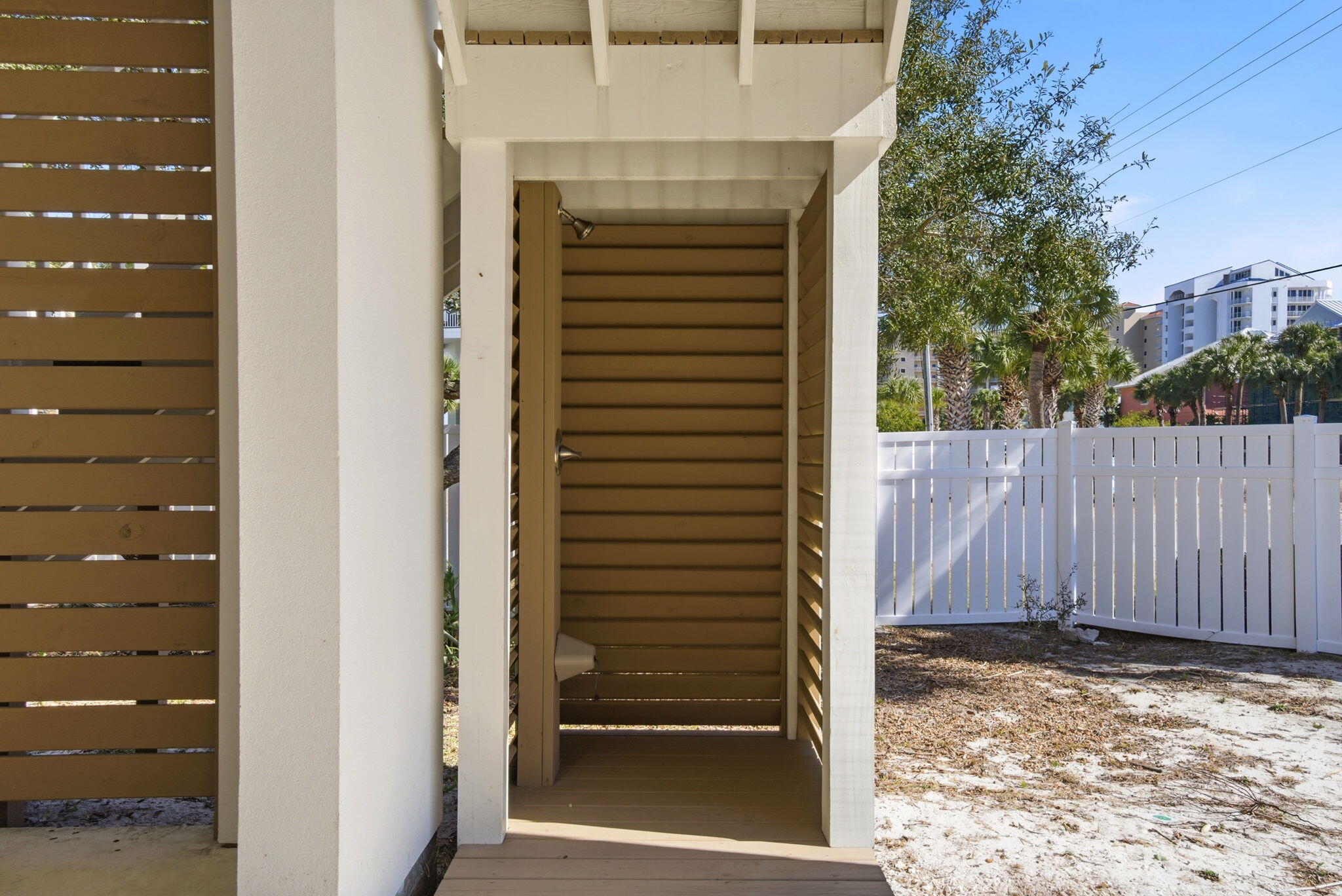 831 Sailfish Court