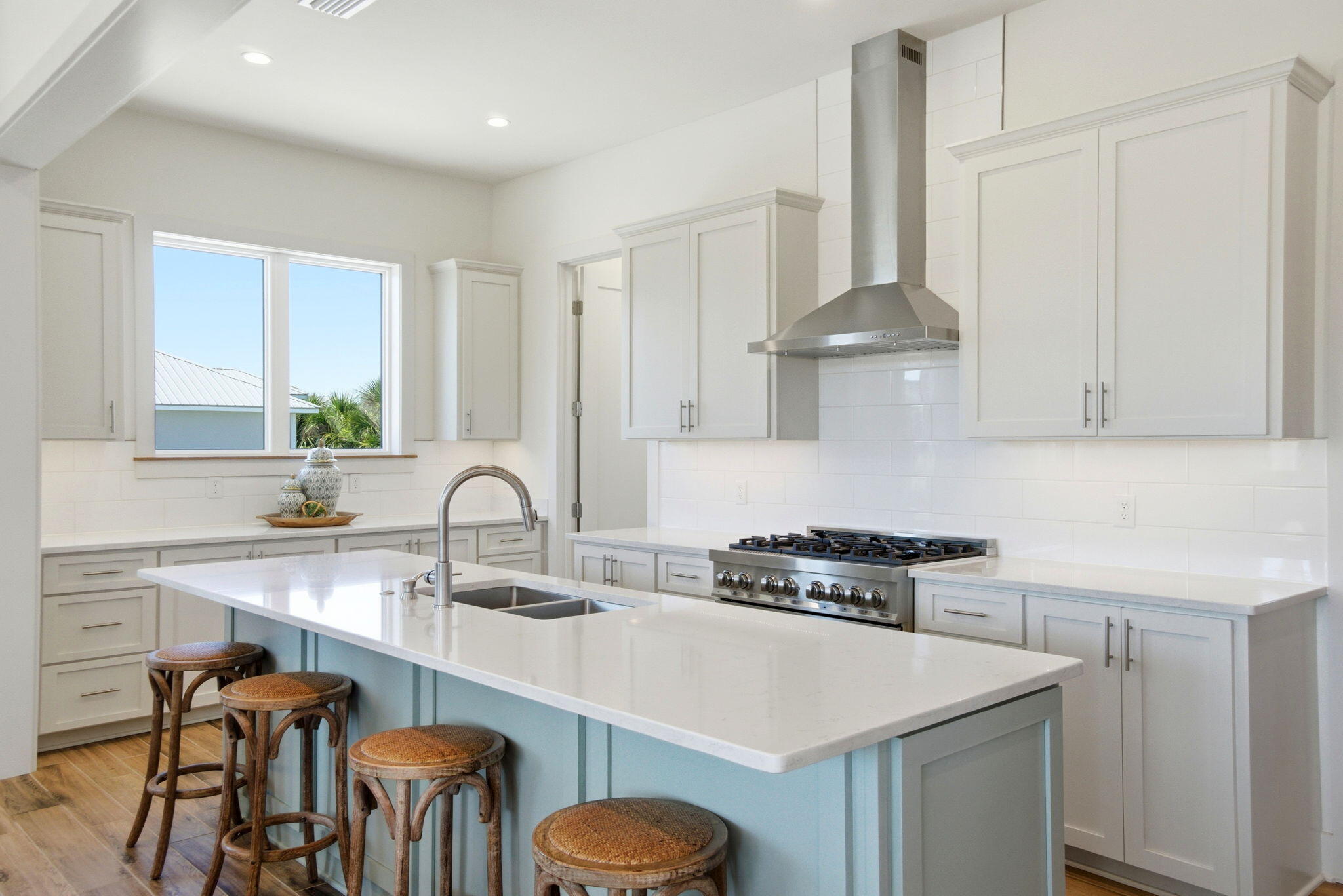 831 Sailfish Court