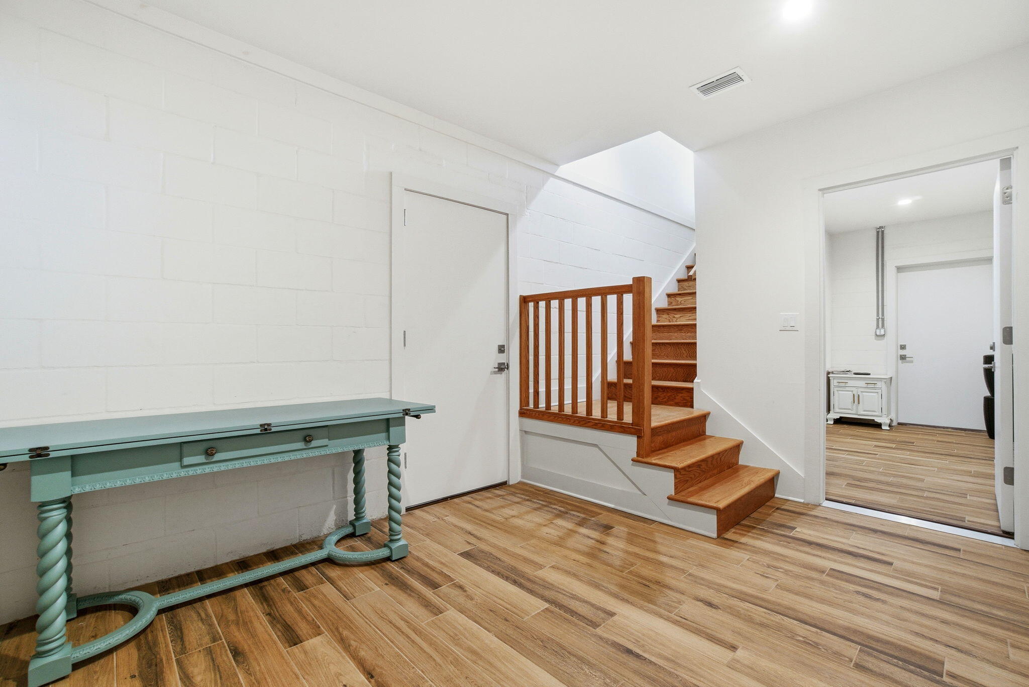 831 Sailfish Court