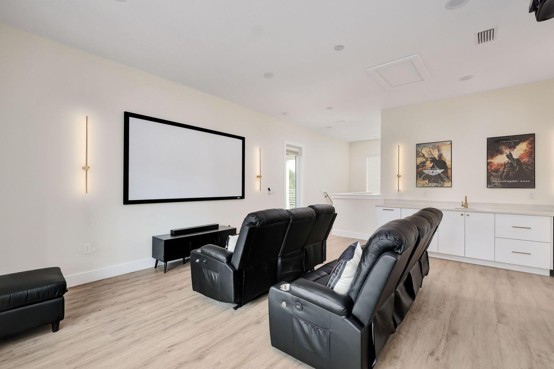 221 Hillcrest Road