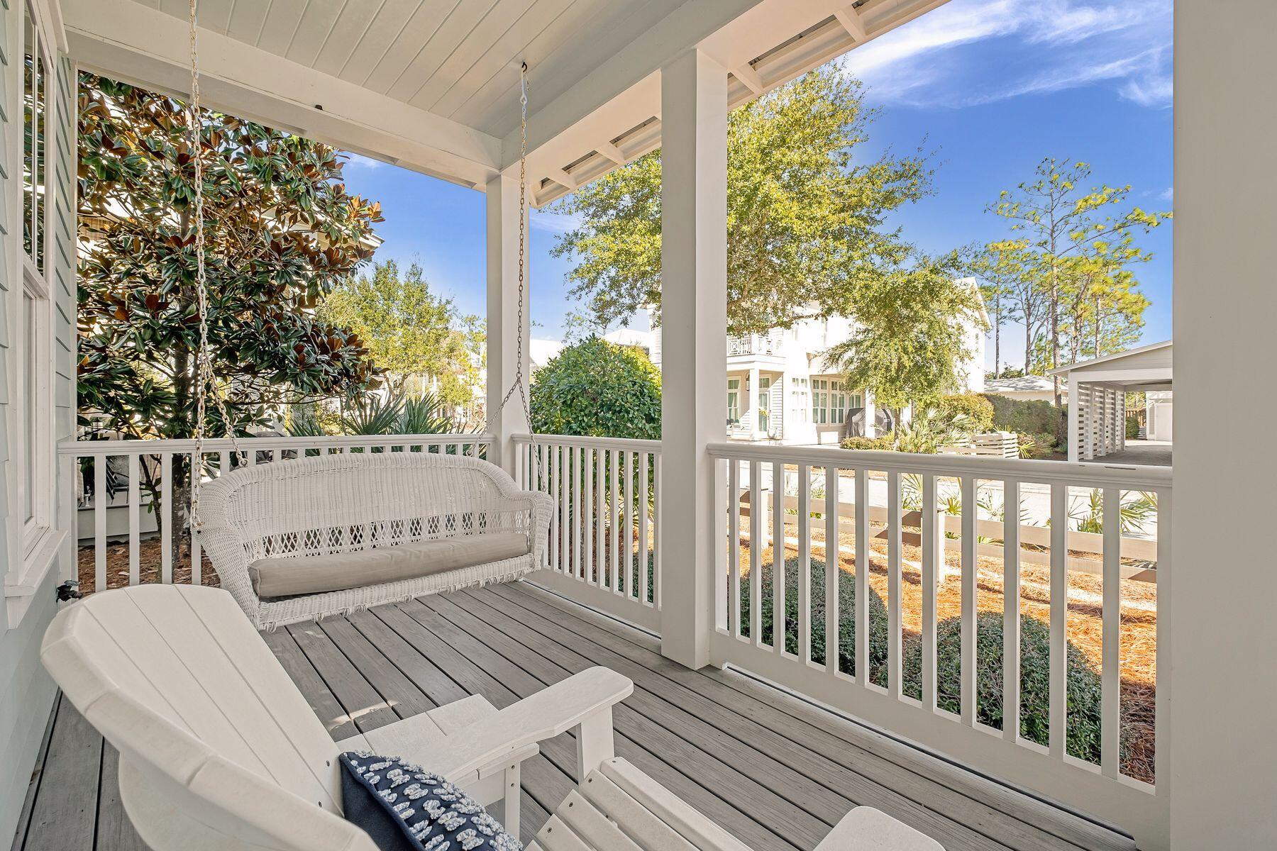 615 E Royal Fern Way