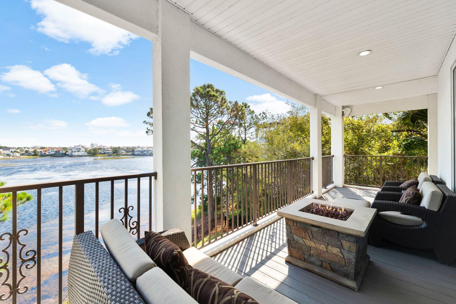 87 Vista Bluffs